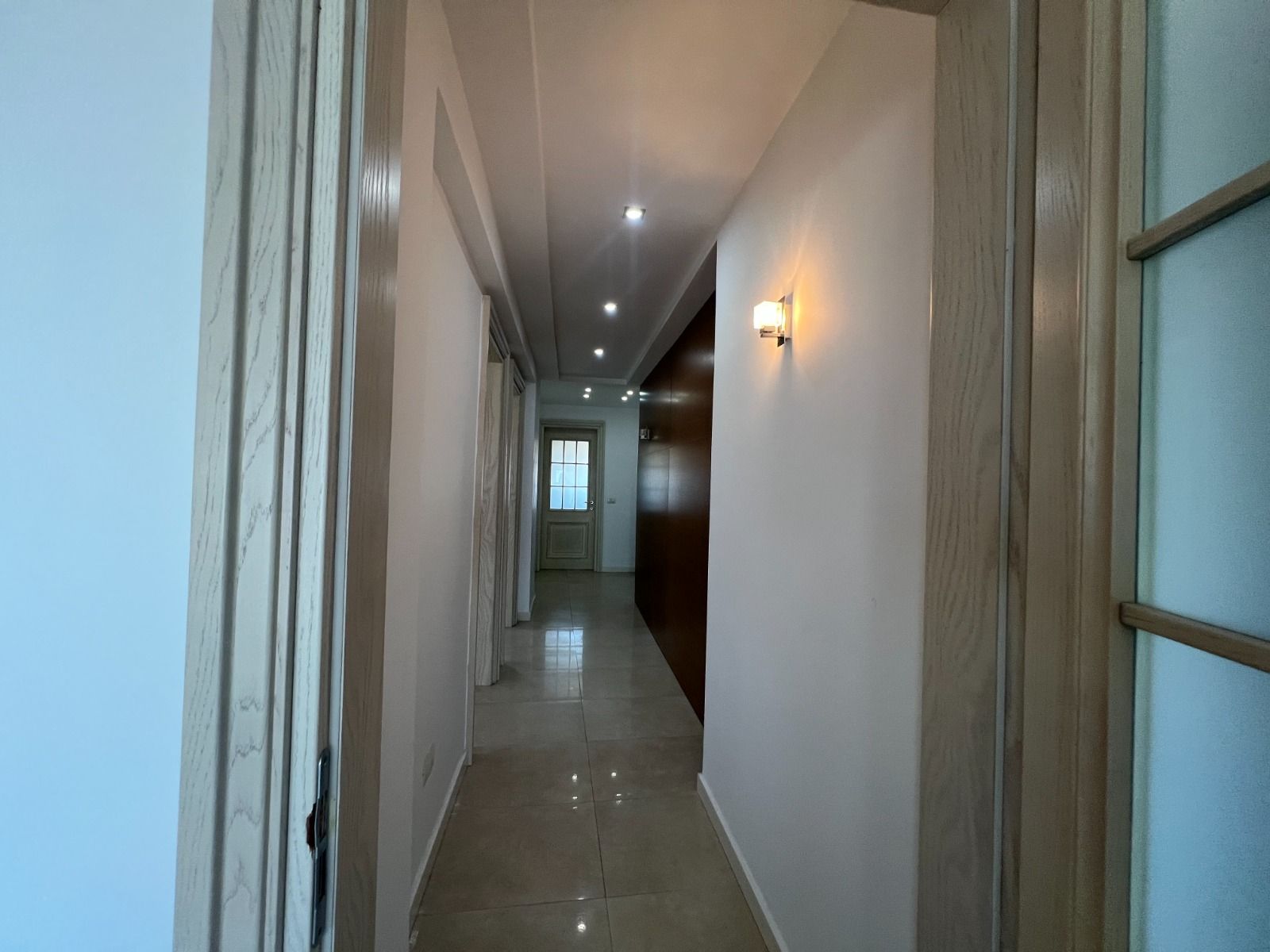 Shitet Apartament 2+1 | Pranë Bulevardit Kryesor, Durrës