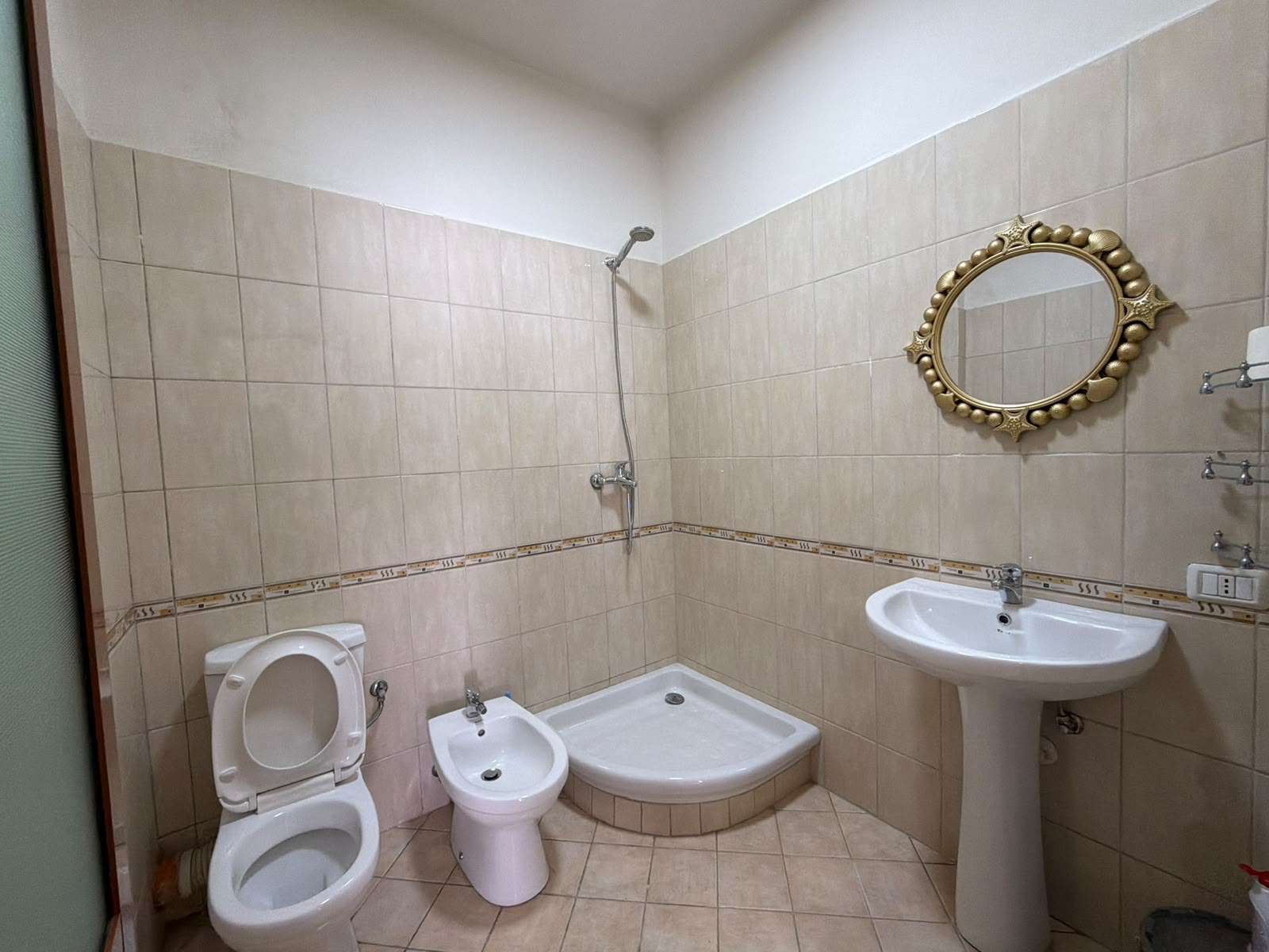 Appartamento 2+1 con due bagni, Rrota e Kuqe, Plazh