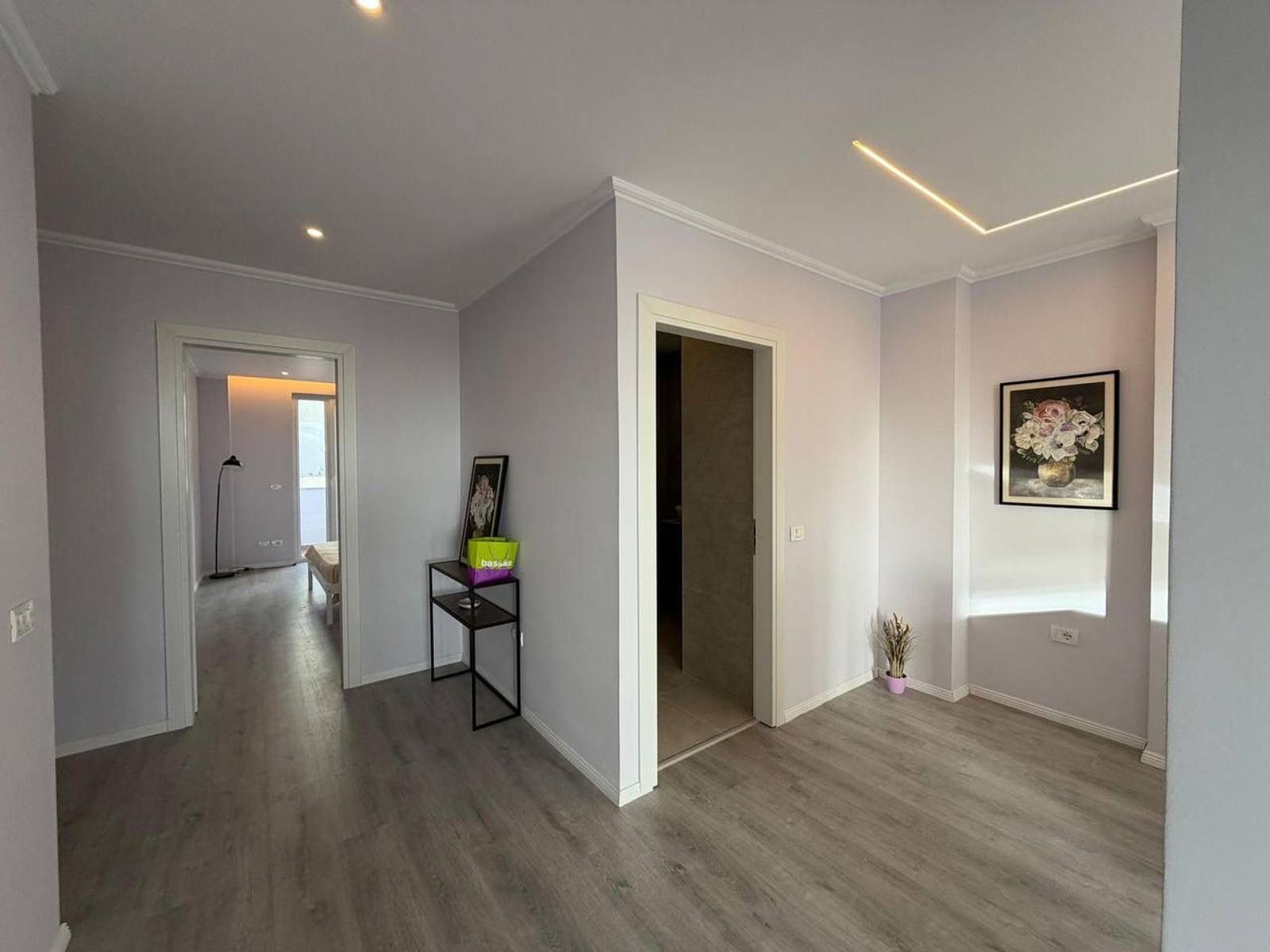 Wohnung 1+1 zum Kauf in Stadtzentrum, Durrës, 80 m² — Foto 3 von 6