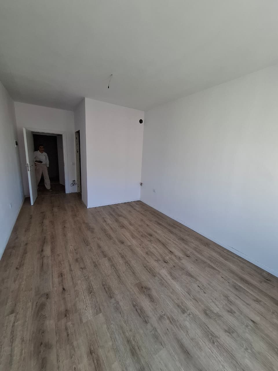Shitet Apartament 2+1+2 Tualete | Plazh Iliria, Durrës