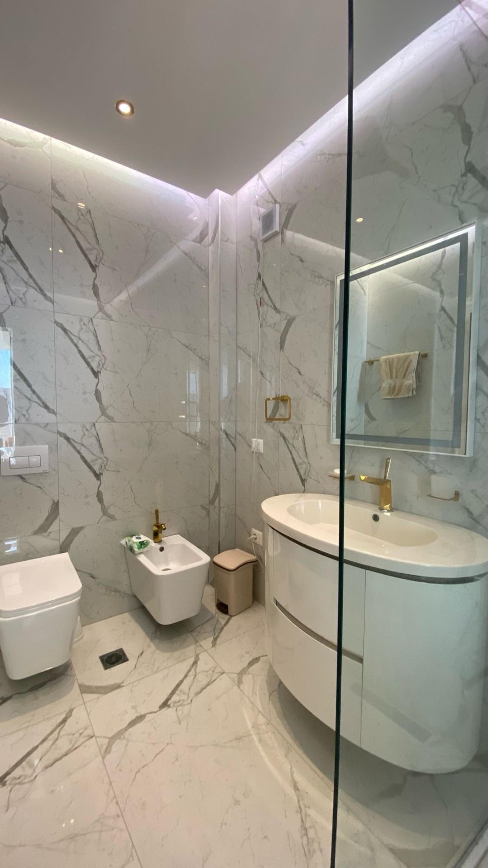 Wohnung 3+1 zum Kauf in Lungomare, Vlora, 201 m² — Foto 6 von 30