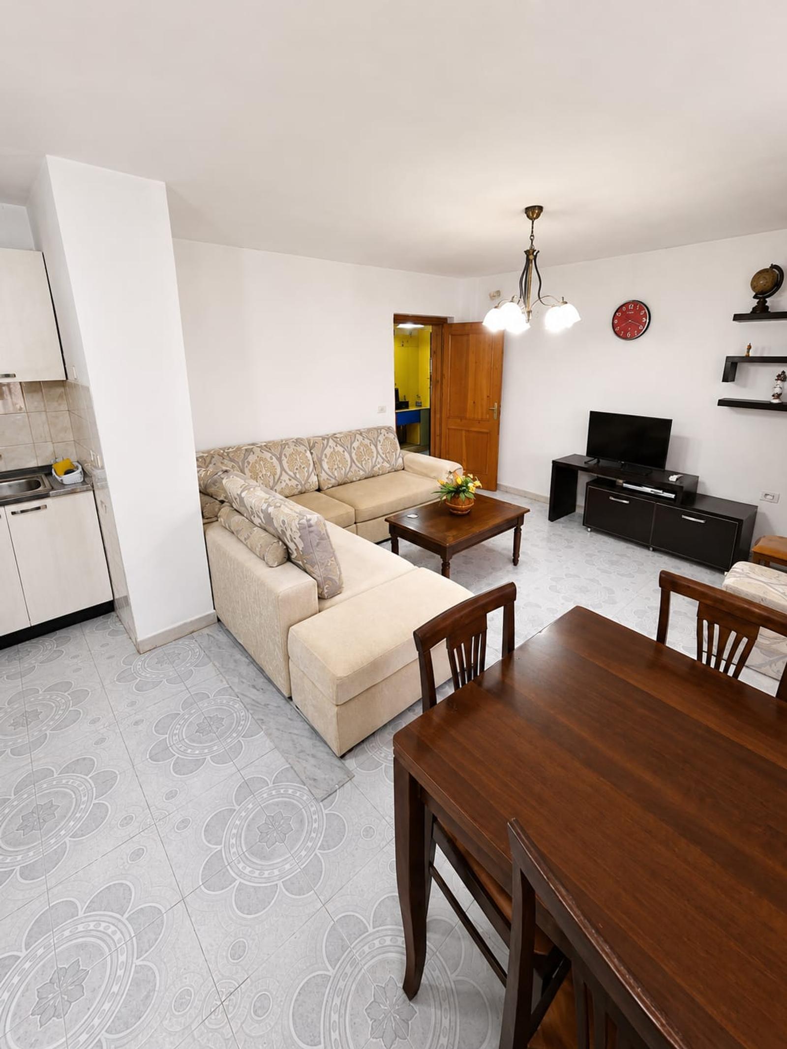 Wohnung 1+1 zum Kauf in Stadtzentrum, Durrës, 65 m² — Foto 3 von 10