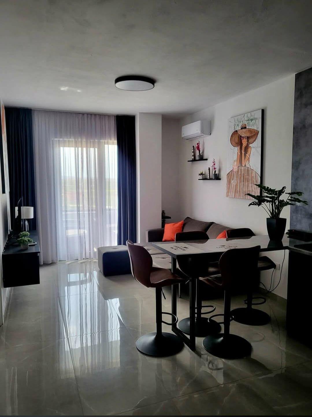 1+1 me dy ballkone, Qerret, 62 m², Durrësi