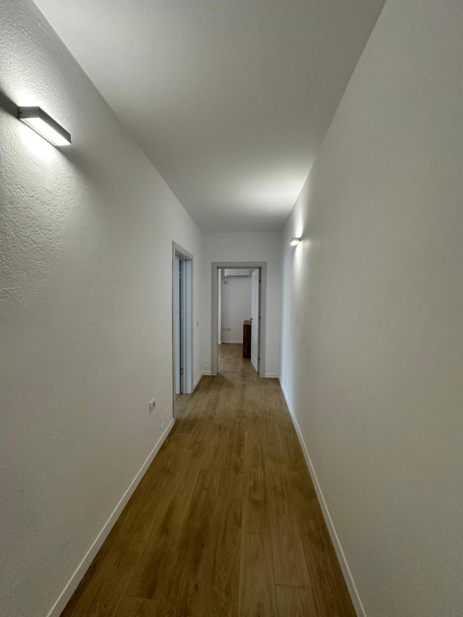 Wohnung 2+1 zum Kauf in Stadtzentrum, Durrës, 120 m² — Foto 8 von 24