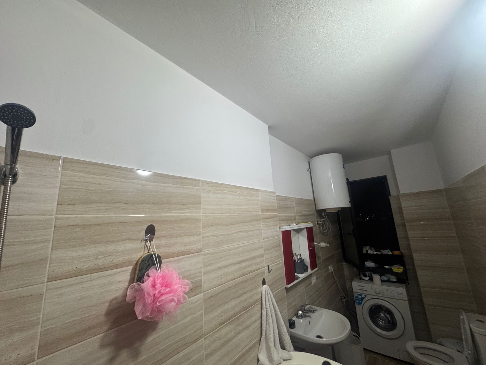 Shitet Apartament 3+1+2 Tualete + 2 Ballkone | Shkozet, Durrës
