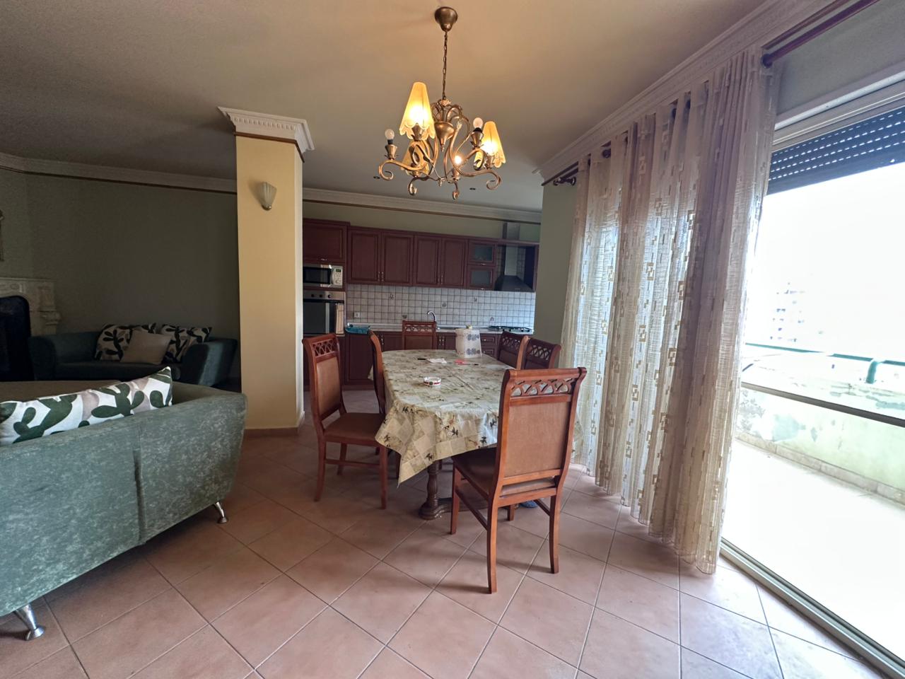 Shitet Apartament 2+1+2 me Pamje Deti | Blue Star, Durrës