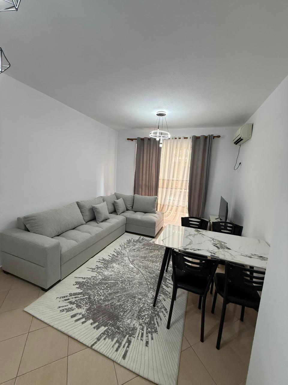 Shitet Apartament 1+1 me Ballkon | Golem, Durrës