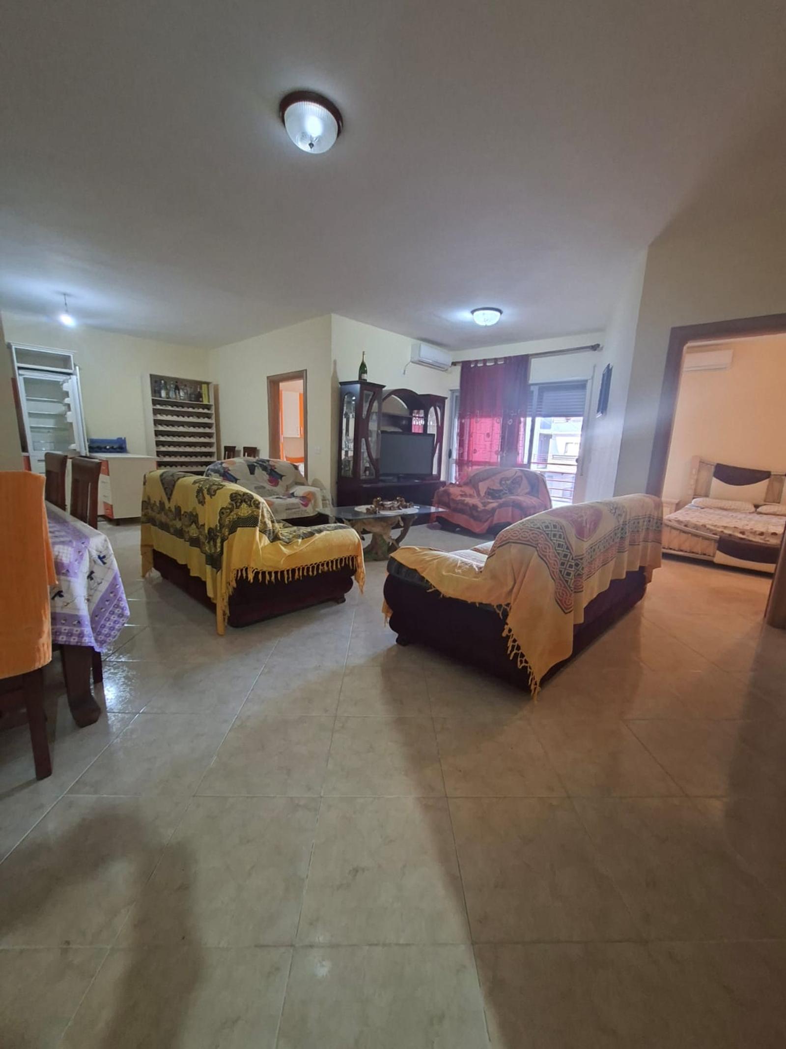 Wohnung 2+1 zum Kauf in Plazh, Durrës, 110 m² — Foto 3 von 10