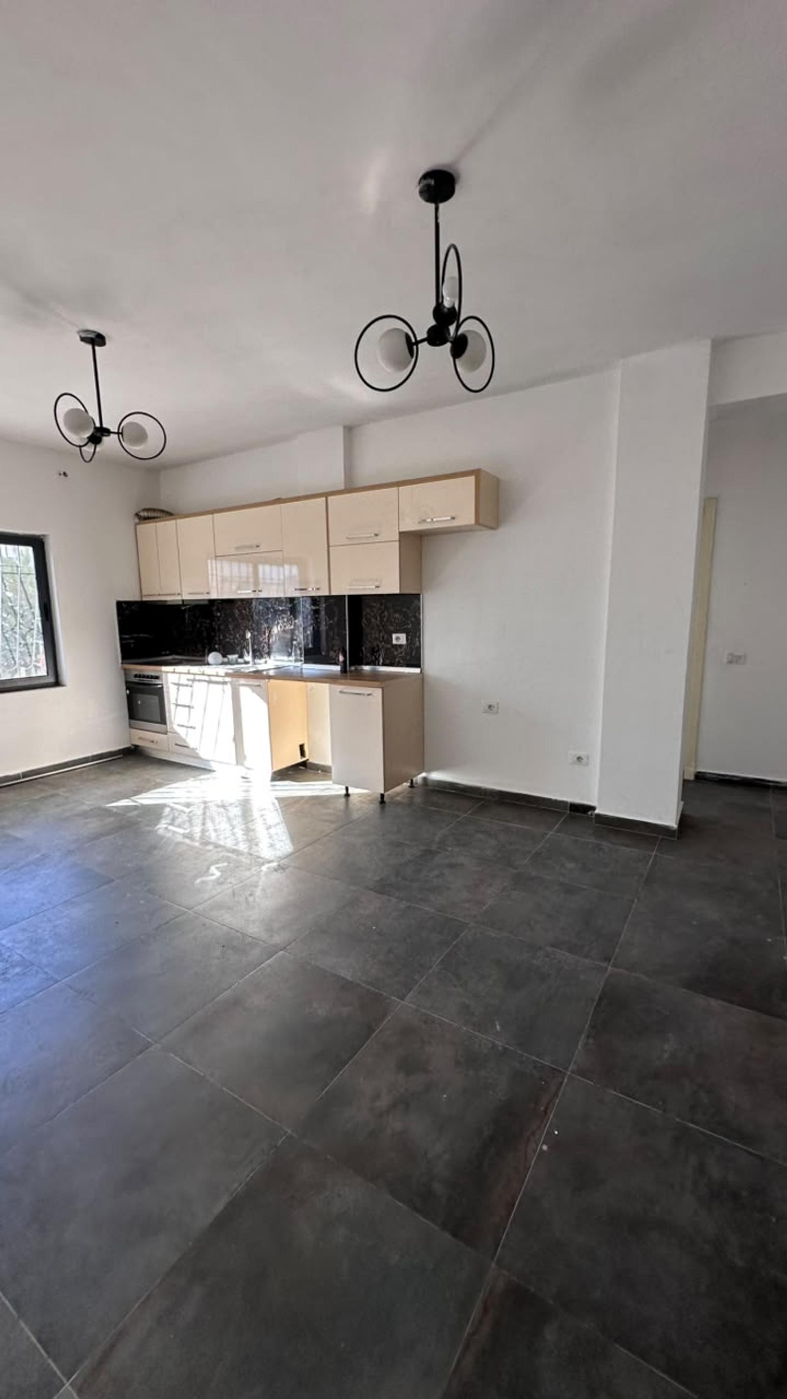 House for sale in City Center, Durres, 320 m² — photo 19 of 22