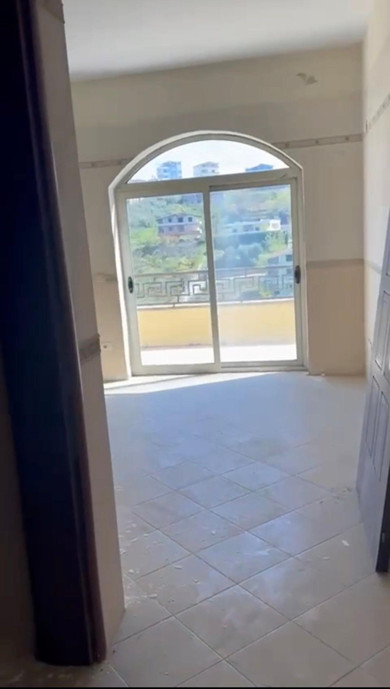 Wohnung zum Kauf in Shkëmbi, Durrës, 400 m² — Foto 3 von 13