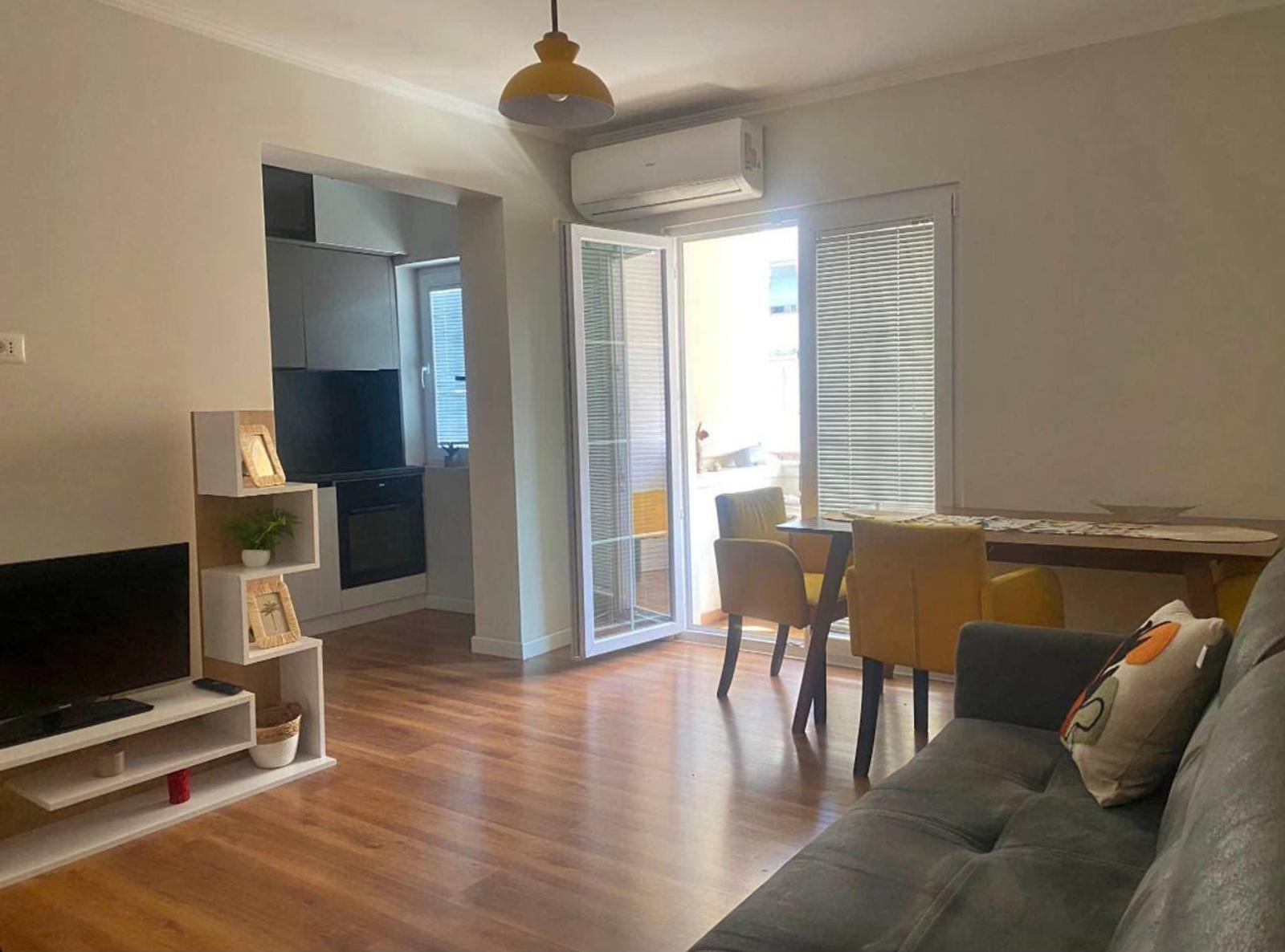 Wohnung 1+1 zum Kauf in Tirana, 64 m² — Foto 2 von 10