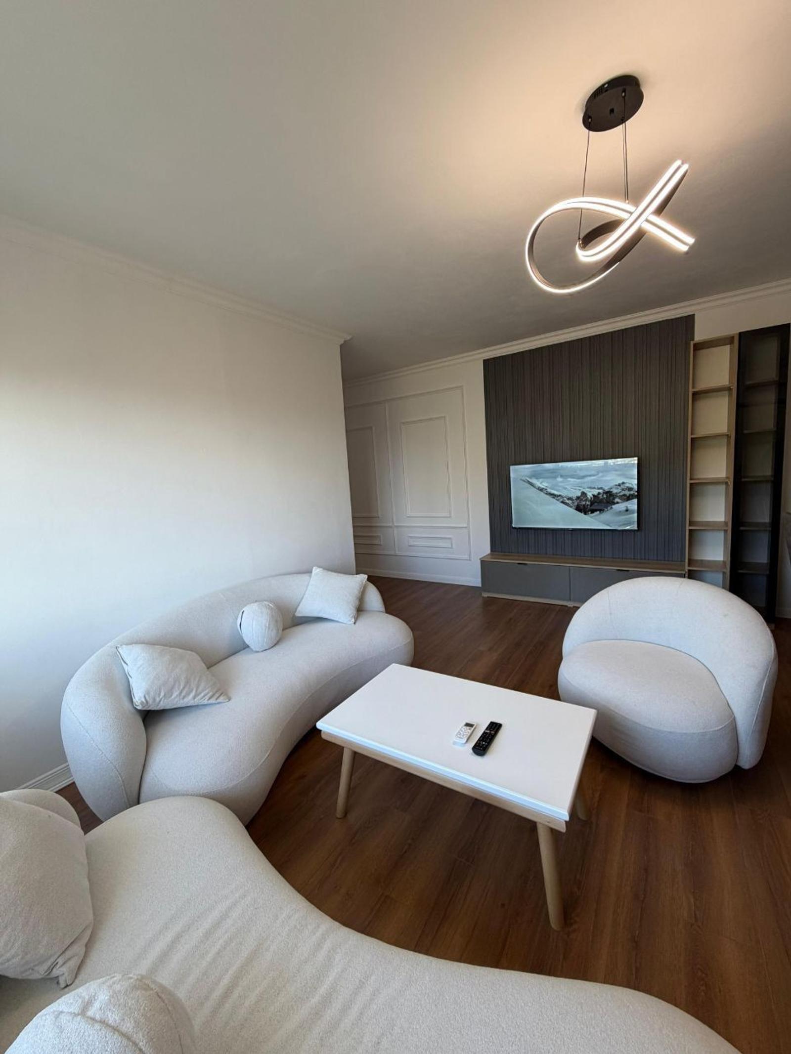 Wohnung 2+1 zum Kauf in Shkëmbi, Durrës, 110 m² — Foto 2 von 17