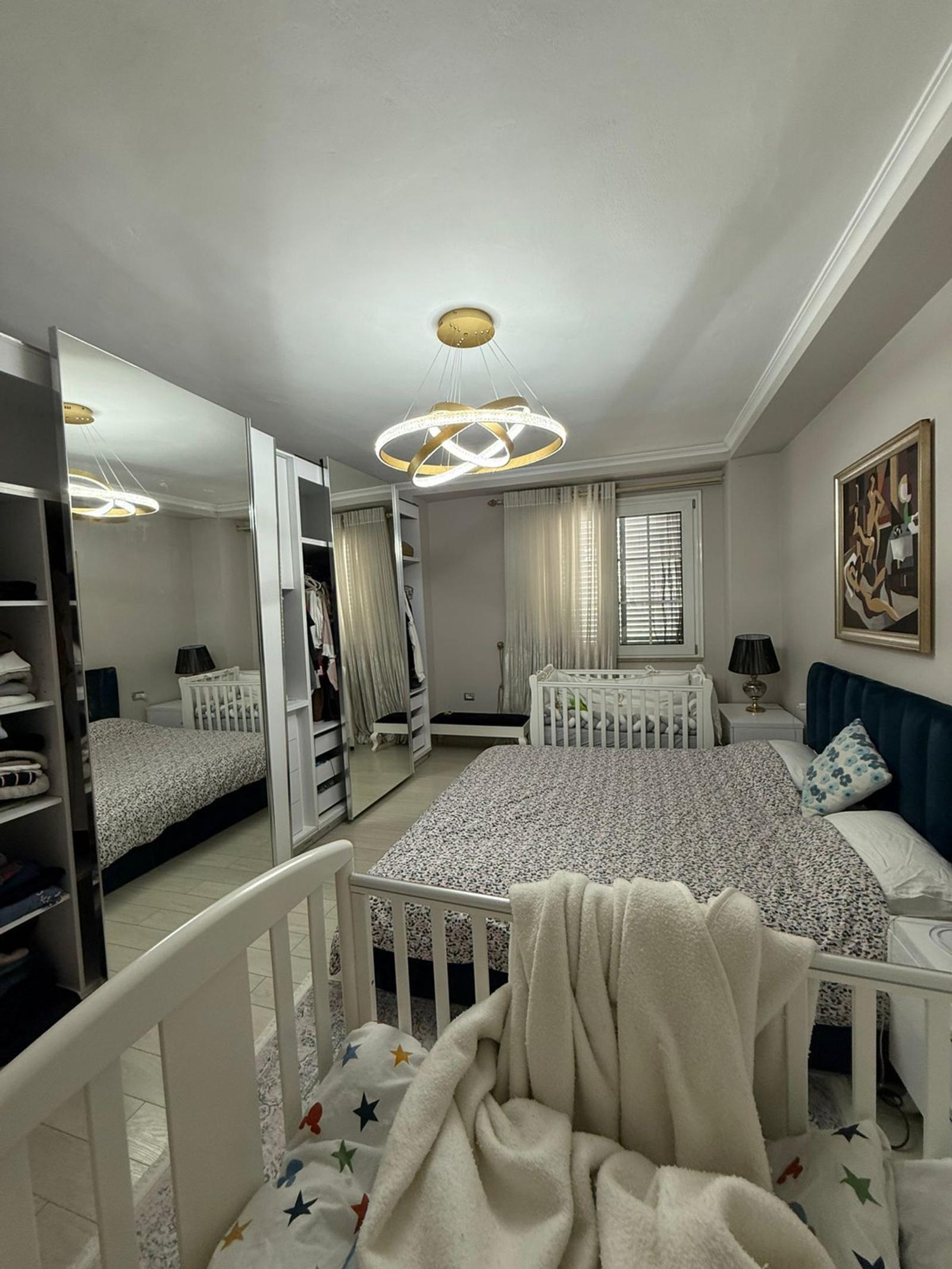 Wohnung 5+1 zum Kauf in Stadtzentrum, Durrës, 220 m² — Foto 9 von 17