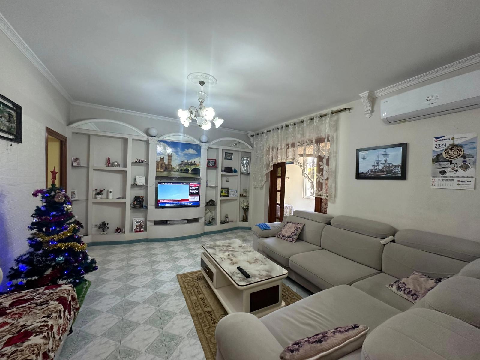 Wohnung 2+1 zum Kauf in Stadtzentrum, Durrës, 114 m² — Foto 2 von 10