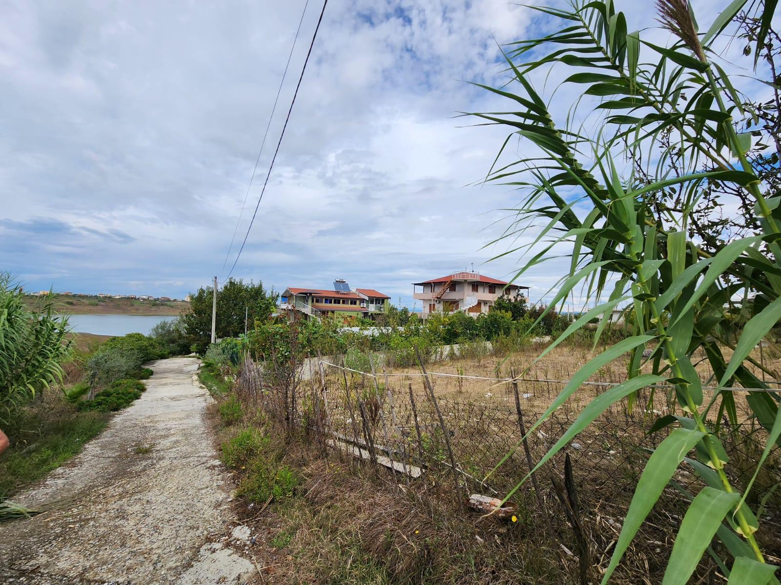 Grundstück zum Kauf in Arapaj, Durrës, 500 m² — Foto 1 von 3
