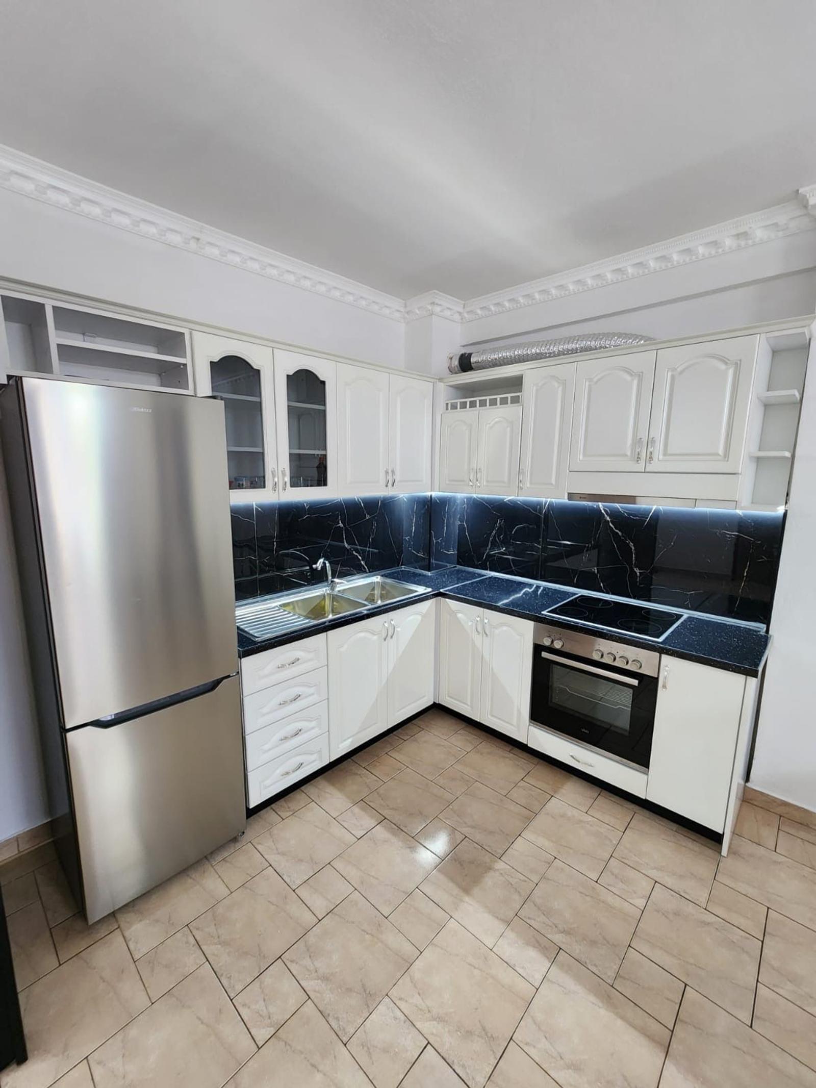 Wohnung 1+1 zum Kauf in Plazh, Durrës, 84 m² — Foto 2 von 8