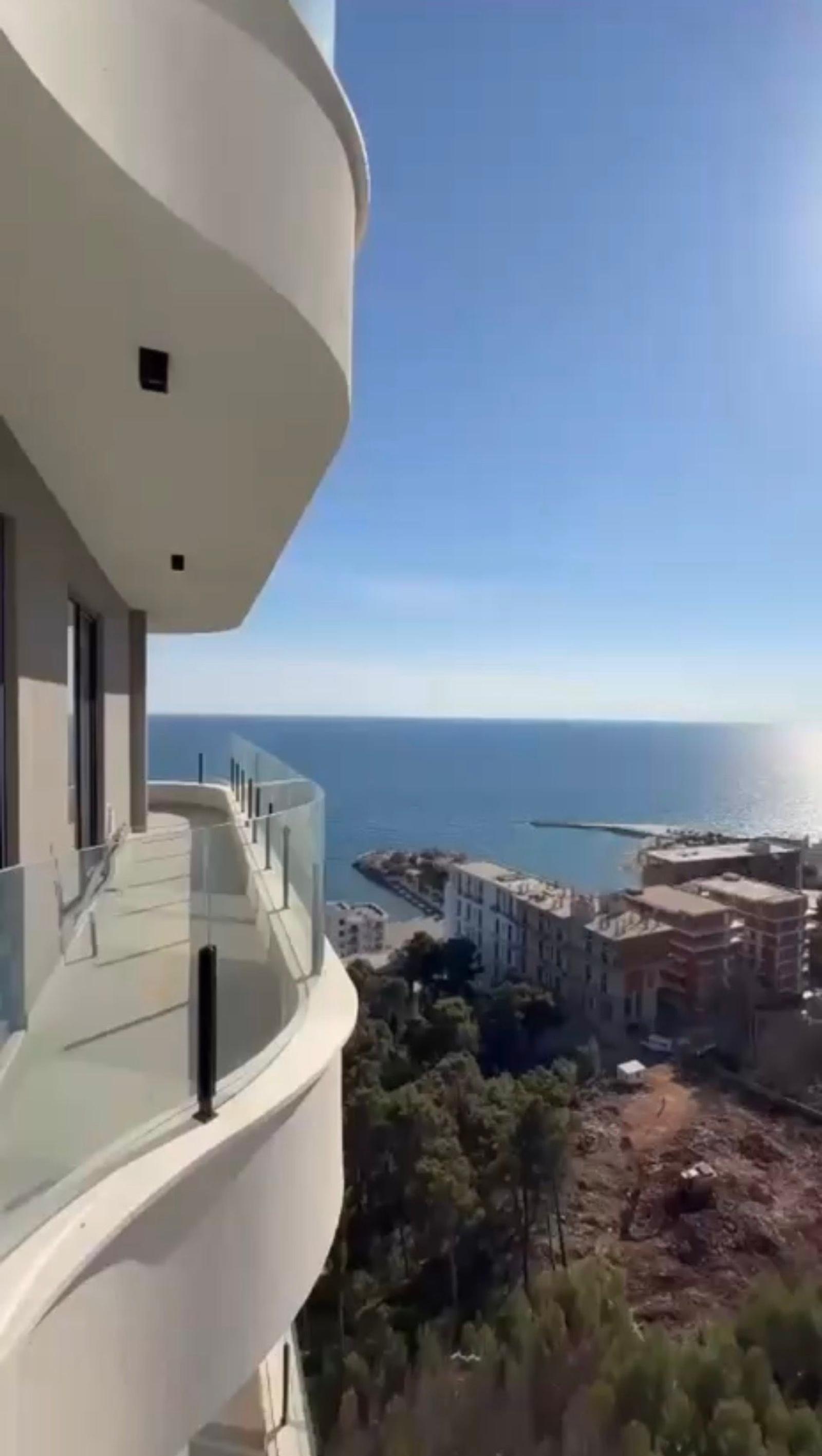 Bilocale 1+1 con balcone, Shëngjin, 67 m²