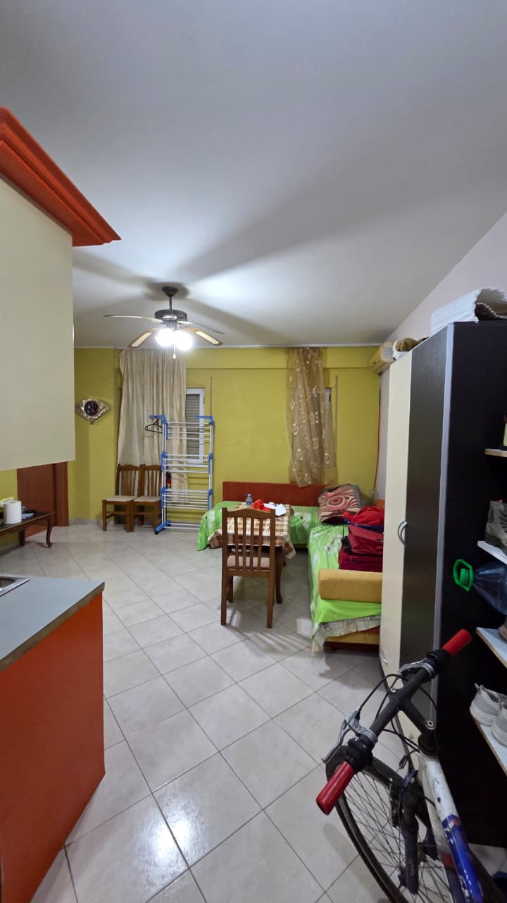 Shitet Apartament 1+1 | Plazh, Durrës