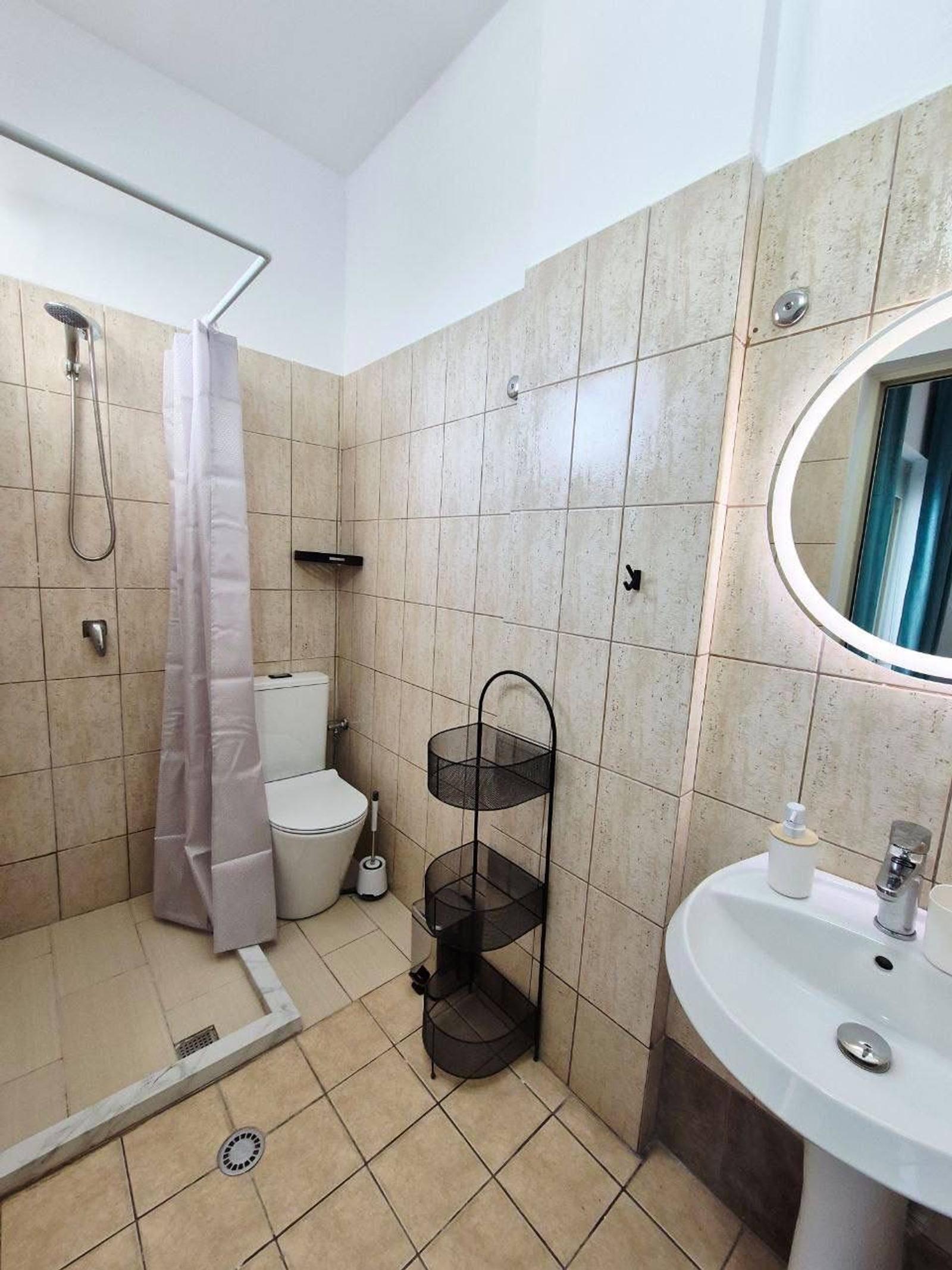 Studio for sale in Plazh, Durres, 28 m² — photo 10 of 11