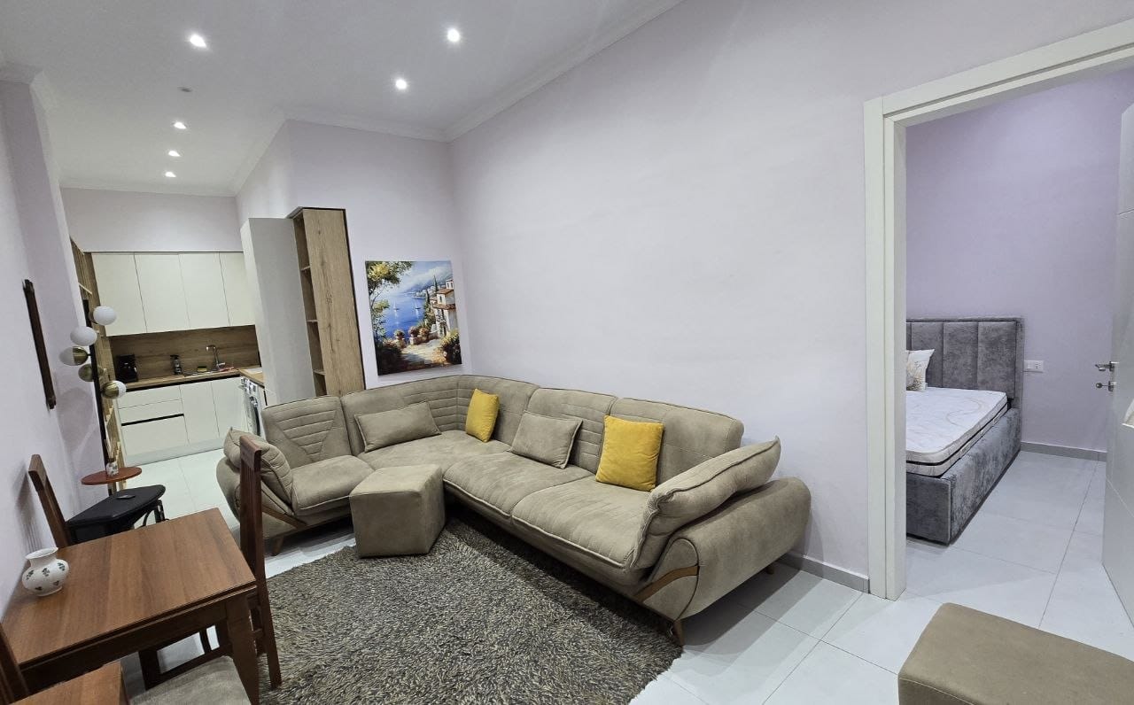 Shitet Apartament 1+1 | Golem, Durrës