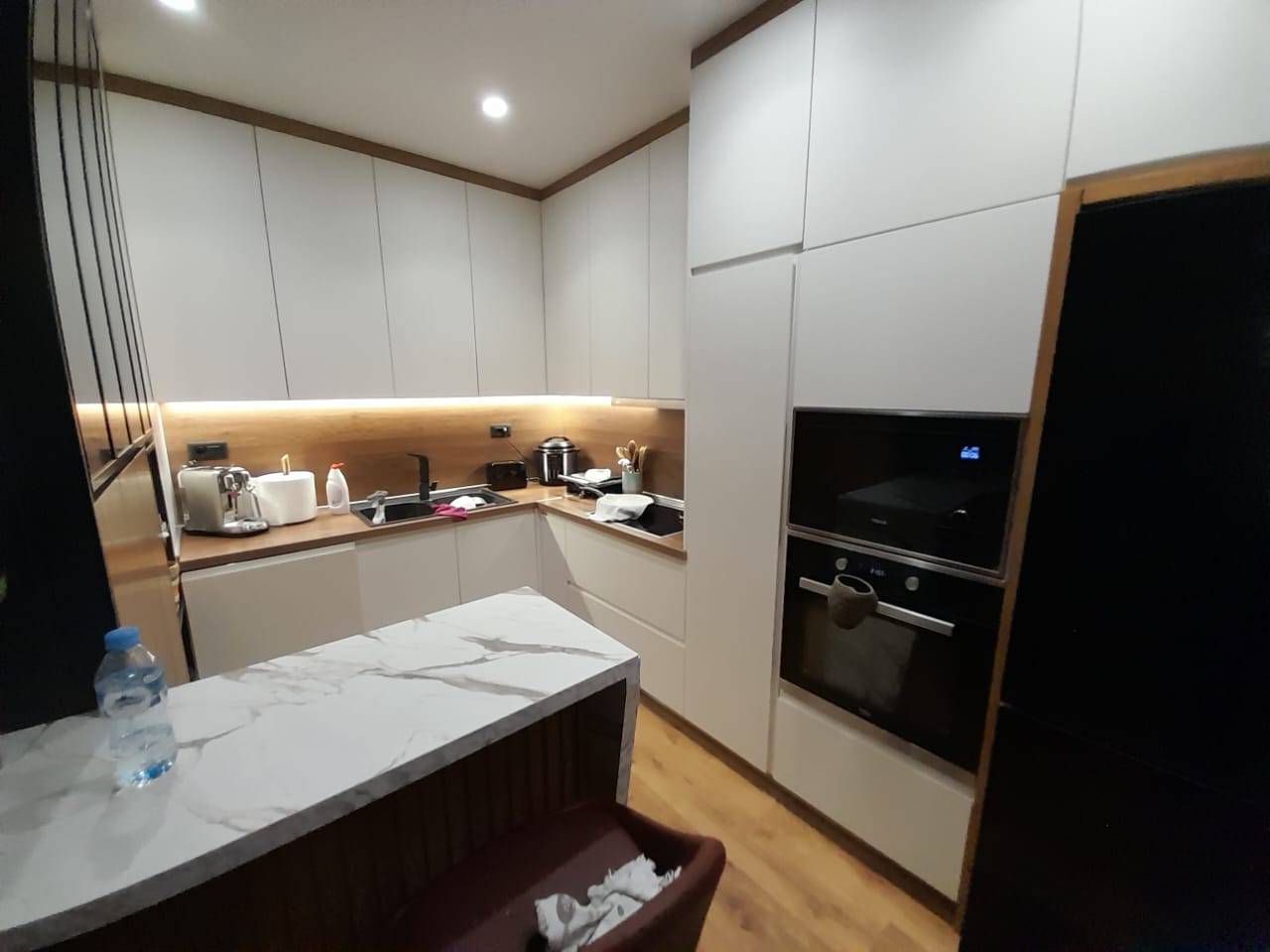 Shitet Apartament 2+1 | Plazh Hekurudha, Durrës