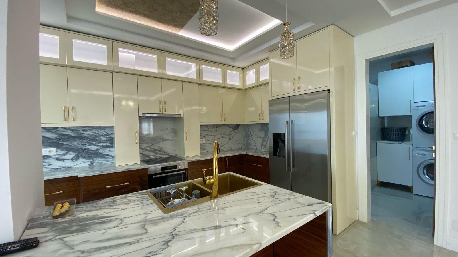 Wohnung 3+1 zum Kauf in Lungomare, Vlora, 201 m² — Foto 20 von 30