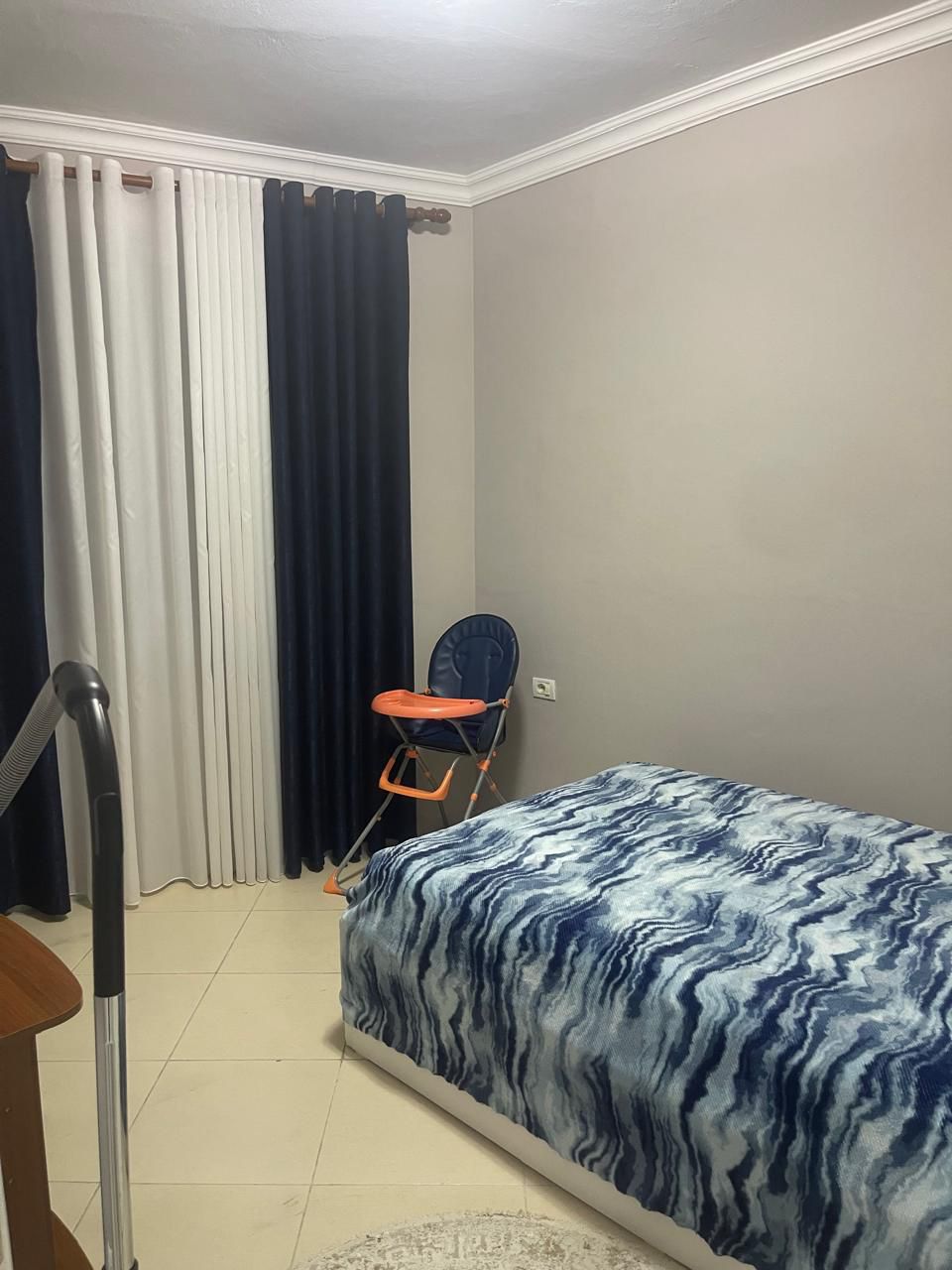 Shitet Apartament 2+1 | Stacioni i Trenit, Durrës