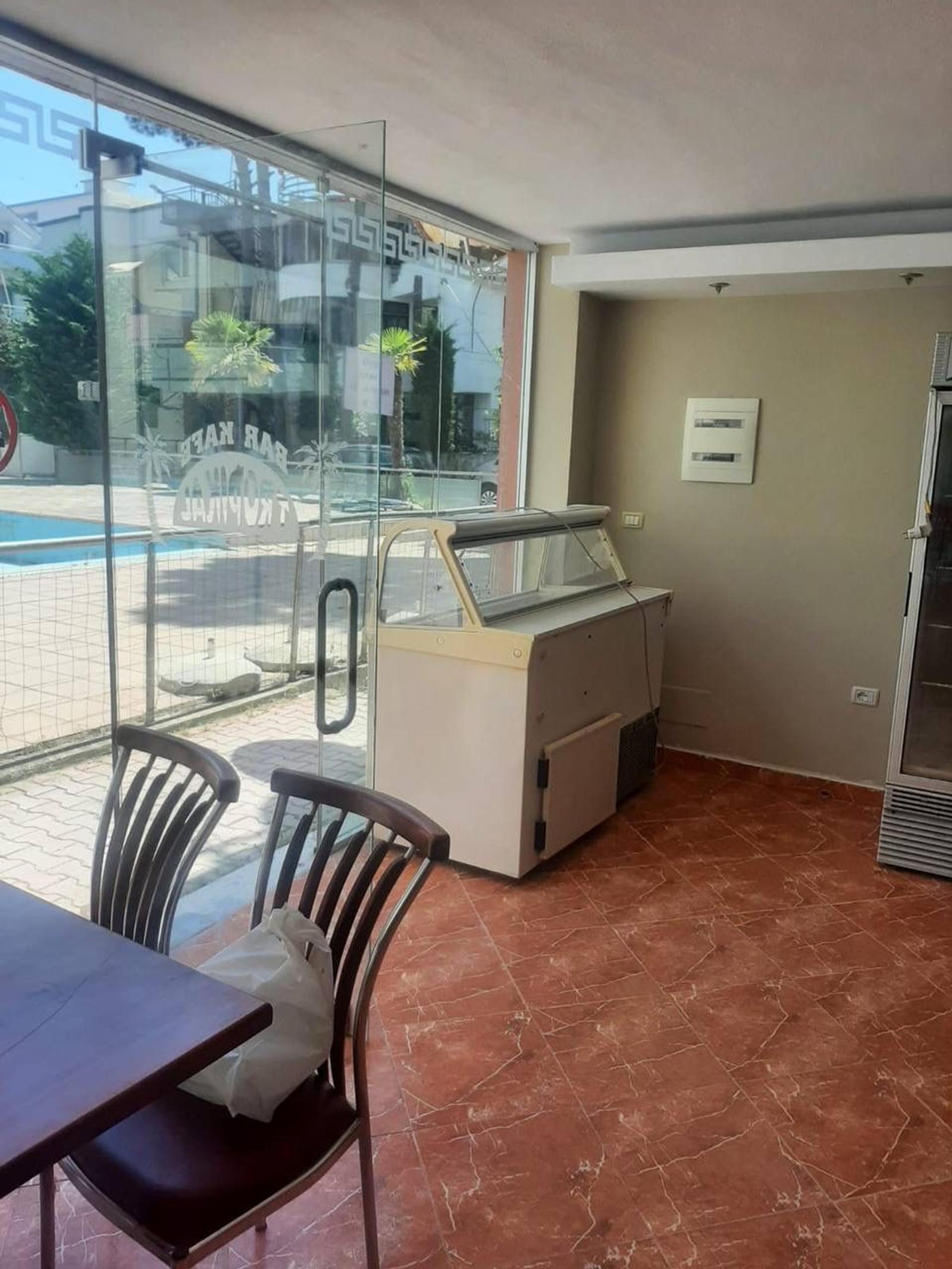 Gewerbefläche zum Kauf in Golem, Durrës, 83.2 m² — Foto 4 von 8