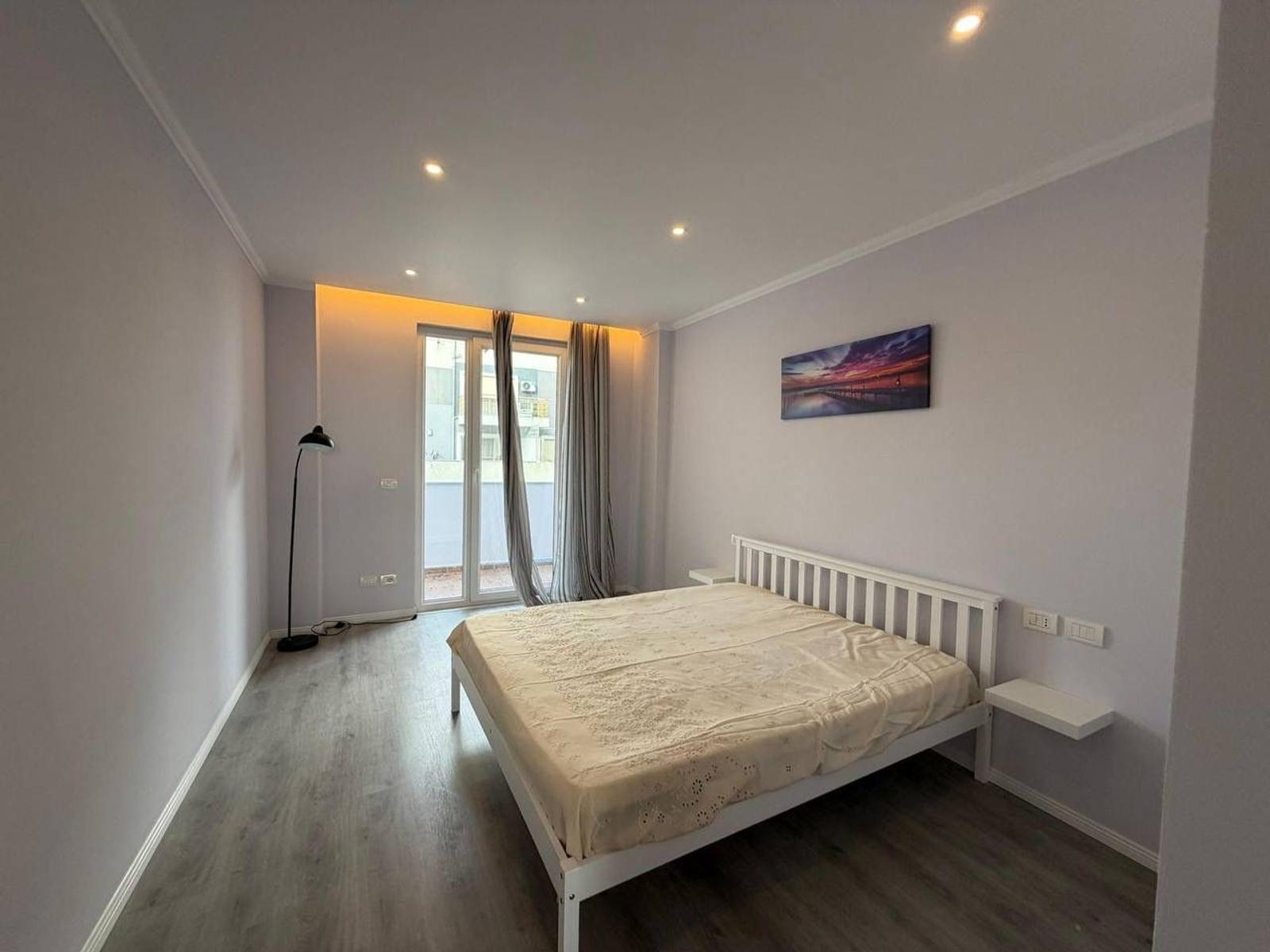 Wohnung 1+1 zum Kauf in Stadtzentrum, Durrës, 80 m² — Foto 2 von 6