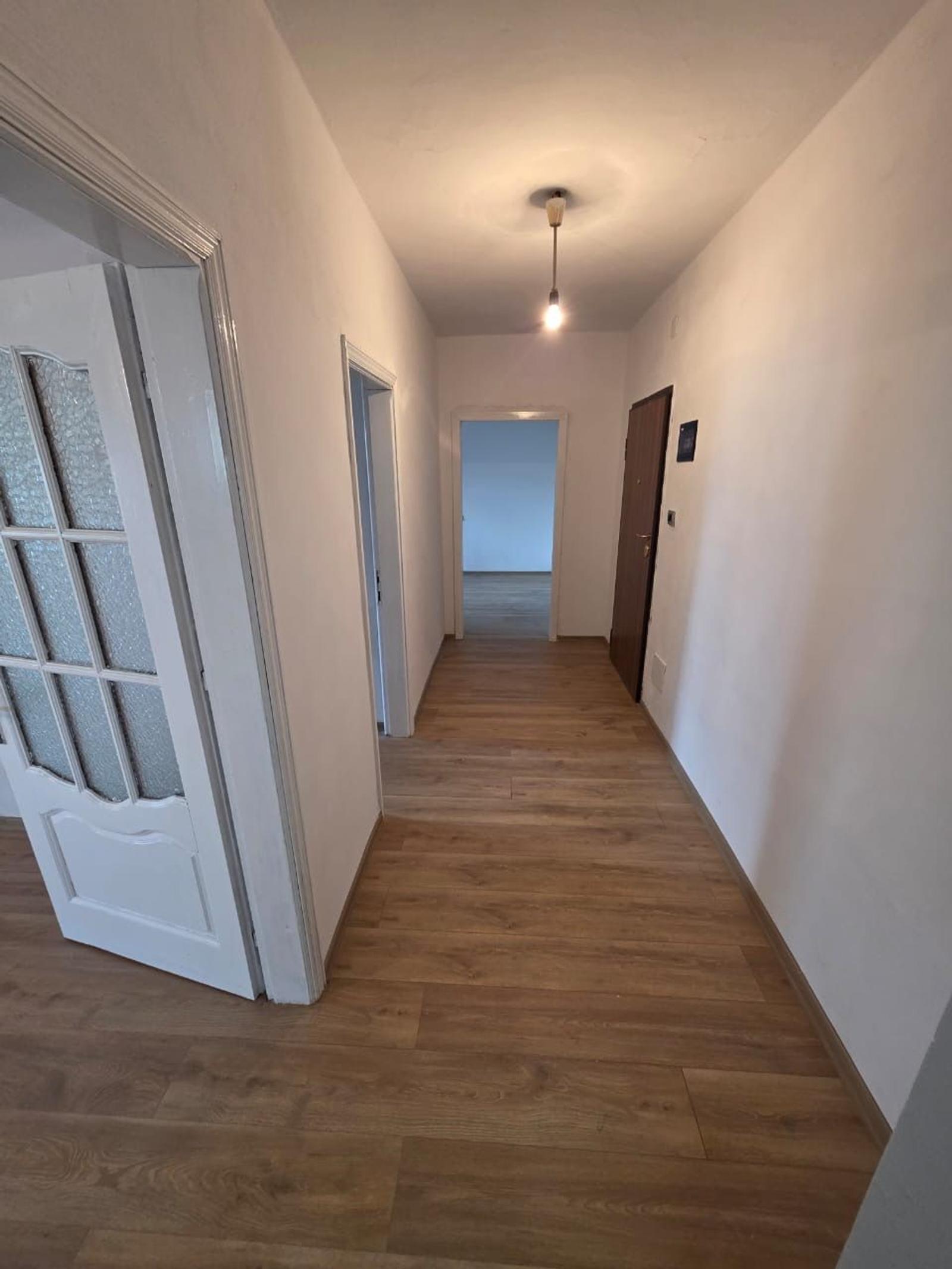 Appartamento 2+1, in vendita, Centro città, Durazzo, 85 m² — foto 6 di 13