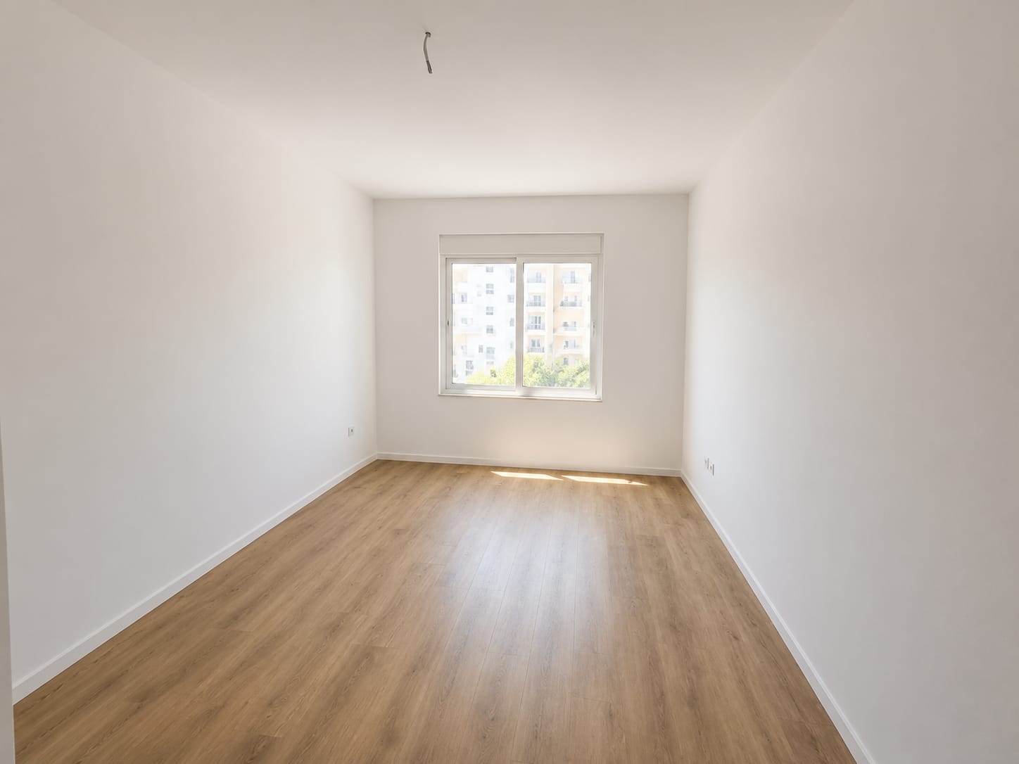 Shitet Apartament 1+1 | Plazh Iliria, Durrës