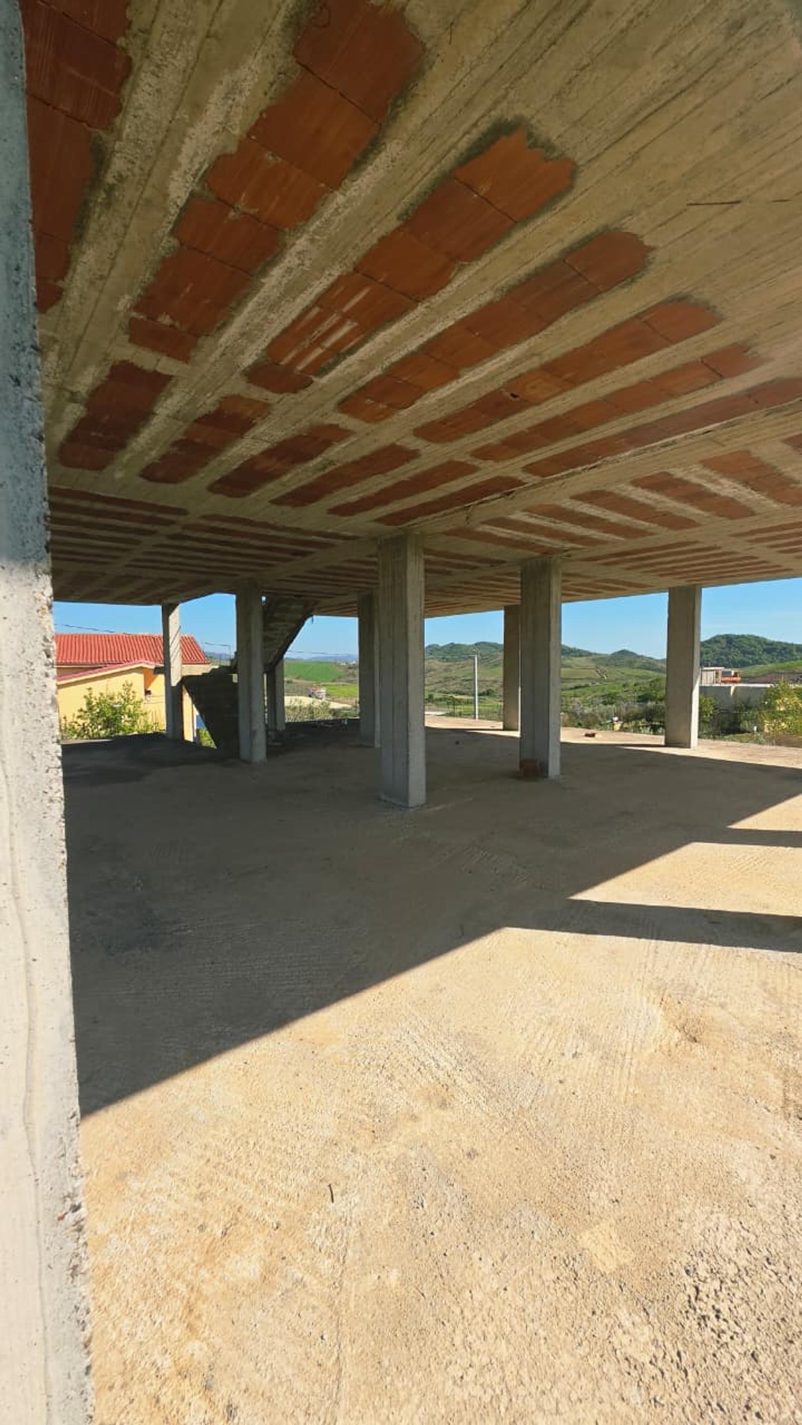 Gewerbefläche zum Kauf in Golem, Durrës, 240 m² — Foto 12 von 25