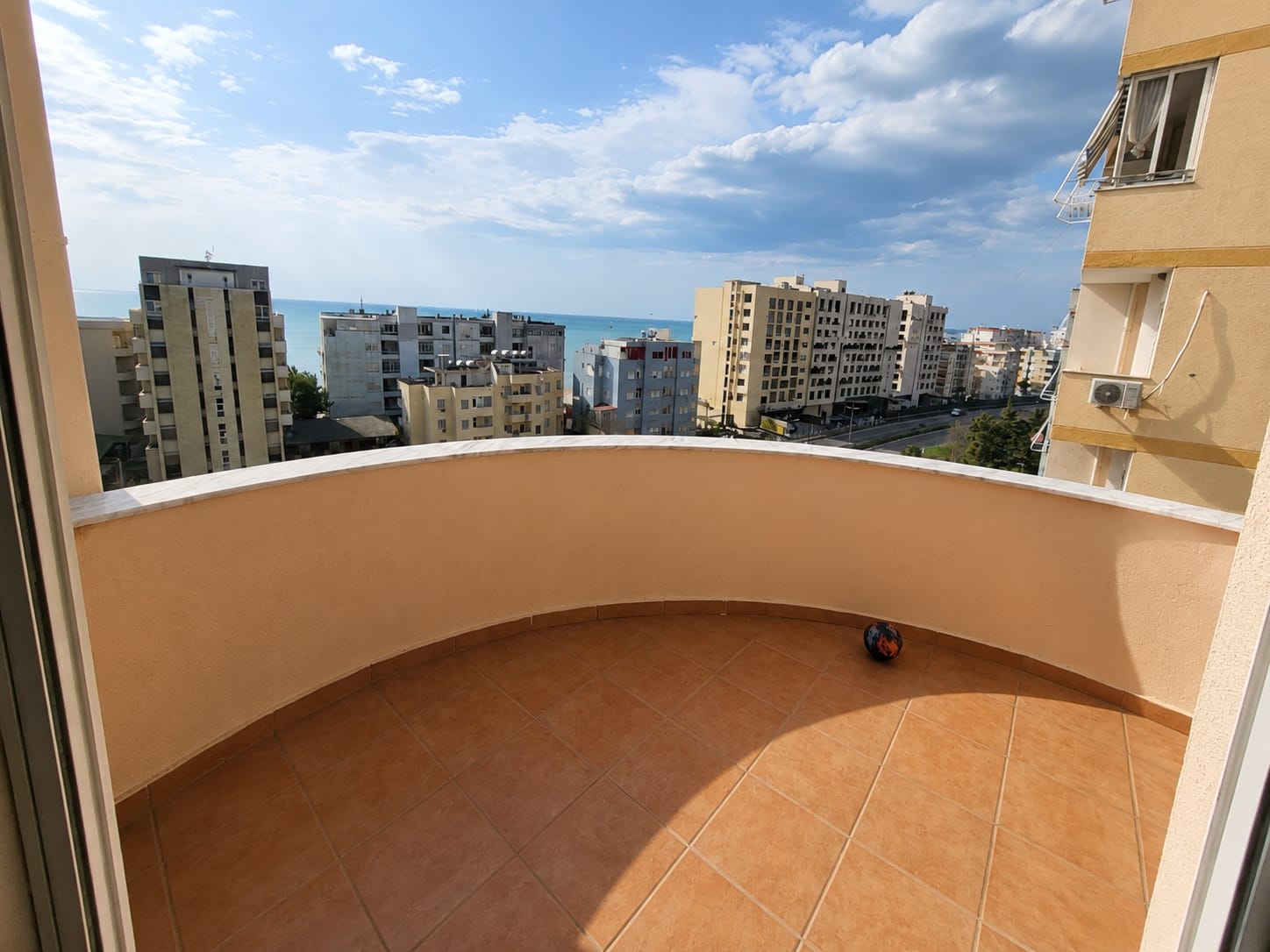 Shitet Apartament 1+1 | Shkëmbi i Kavajës, Durrës