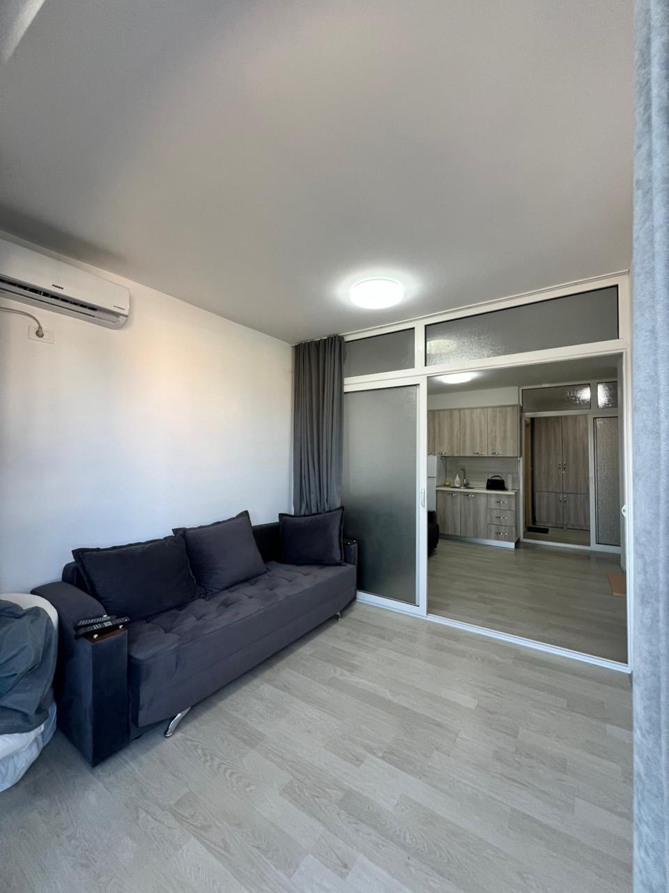 Studio laid out as a 1+1, Shkëmbi i Kavajës