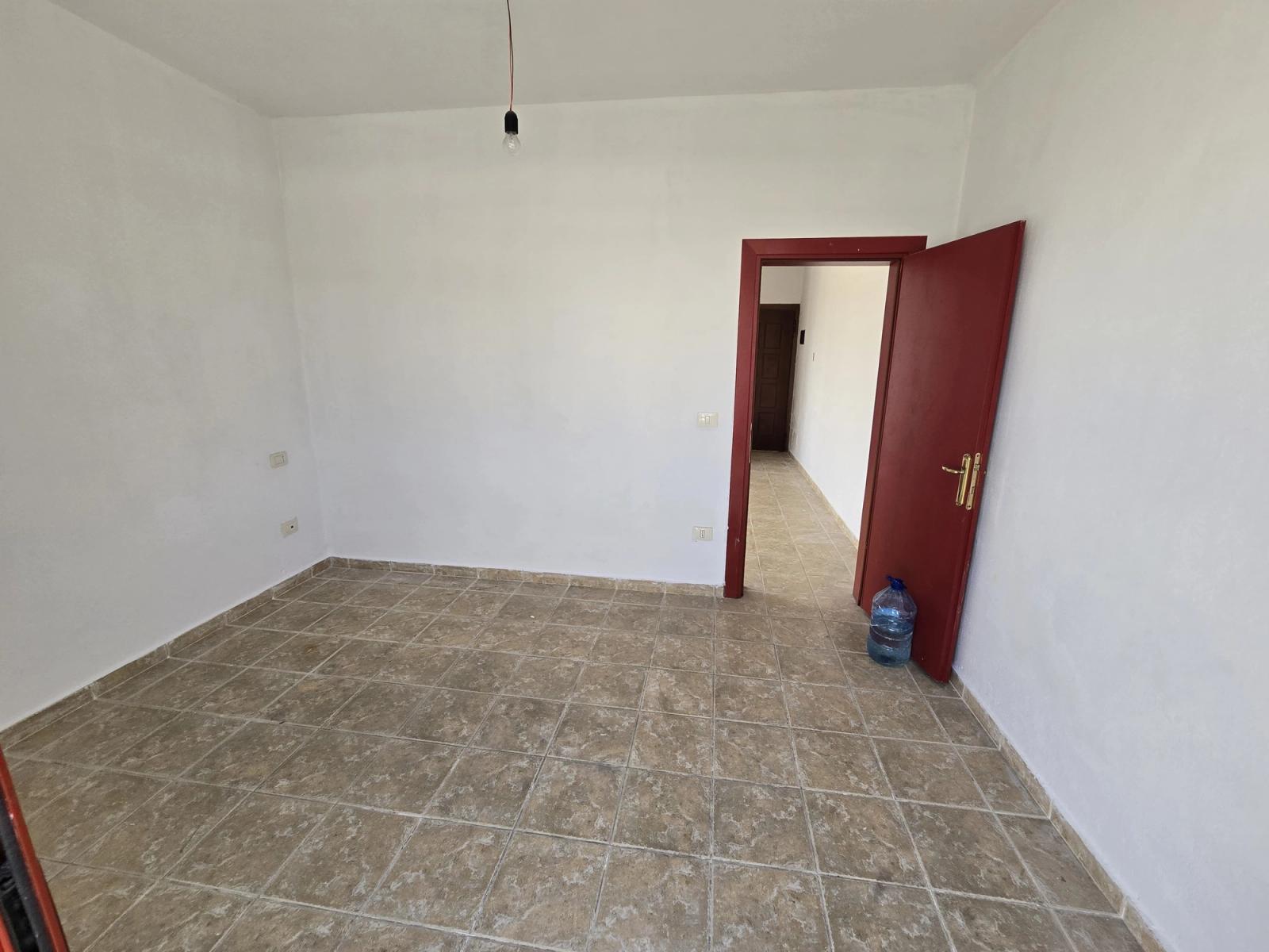 Apartament 1+1, në shitje, Shkëmbi, Durrësi, 42 m², pranë detit — foto 4 nga 32