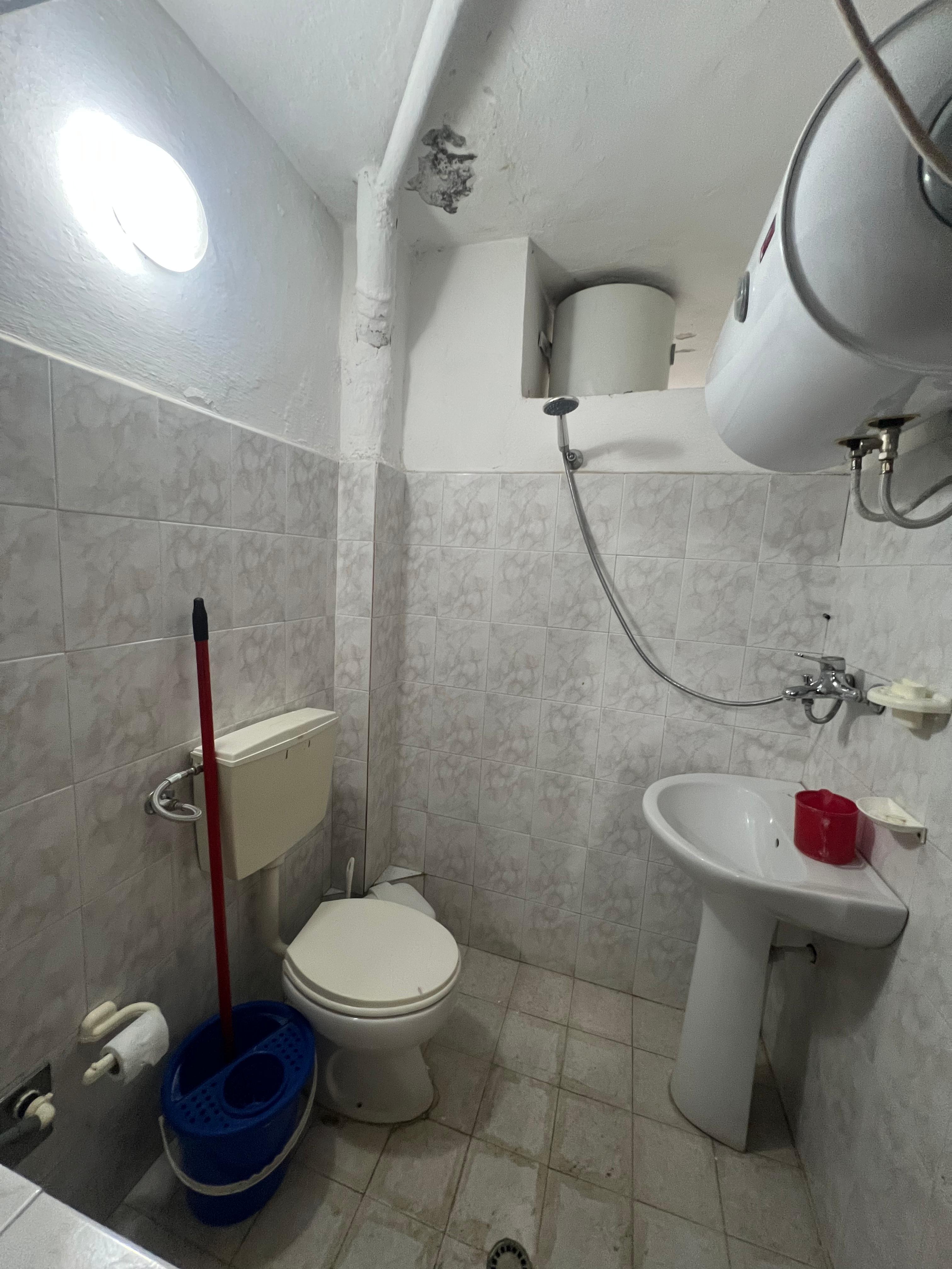 Shitet Apartament 2+1 | Pranë Eftali Koçi, Durrës