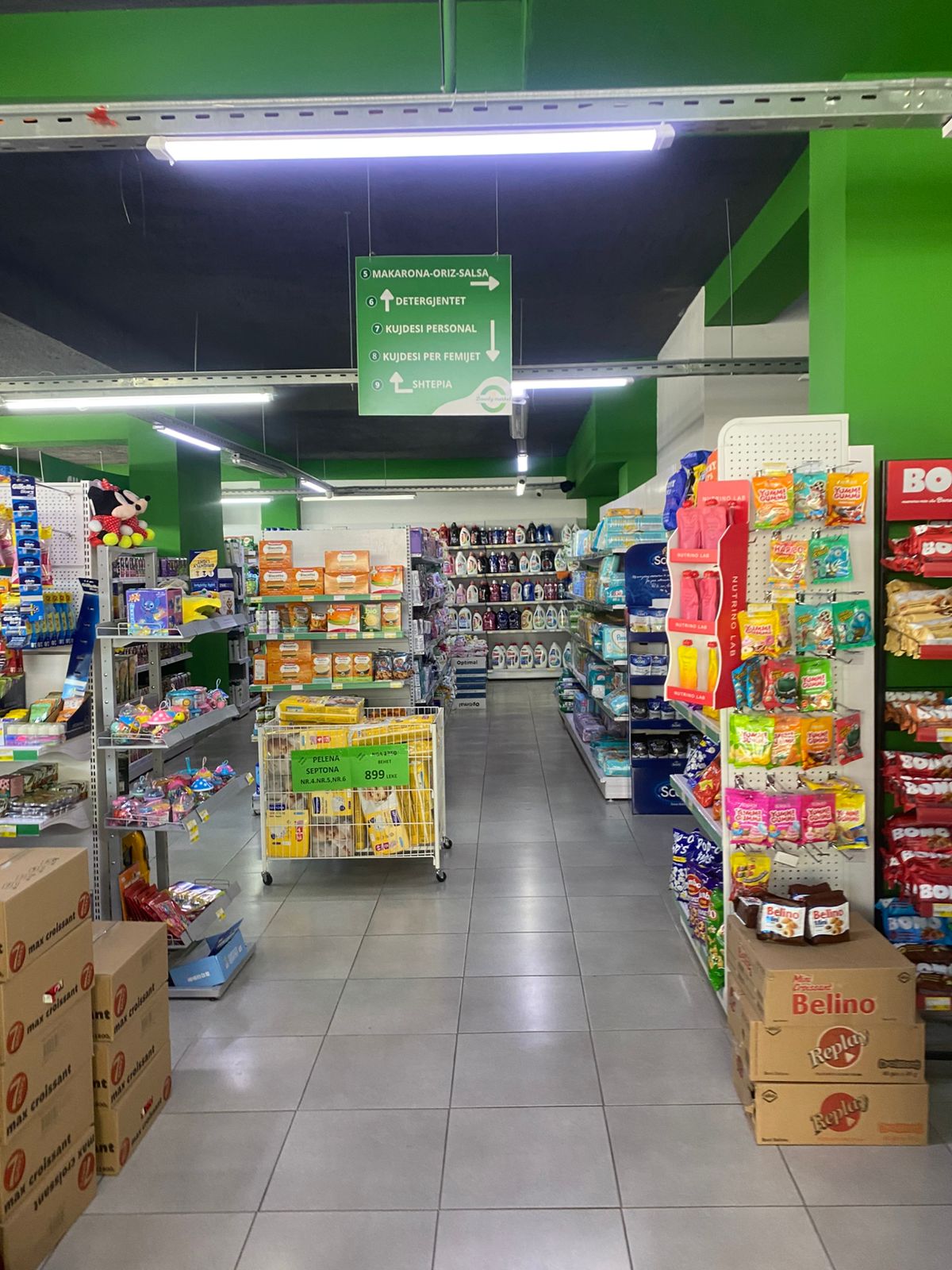 Działający supermarket, Kodra e Diellit, Tirana