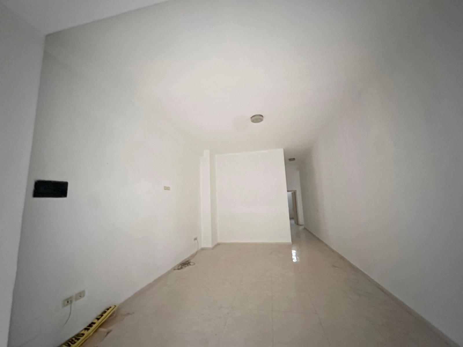 Gewerbefläche zum Kauf in Stadtzentrum, Durrës, 100 m² — Foto 2 von 6