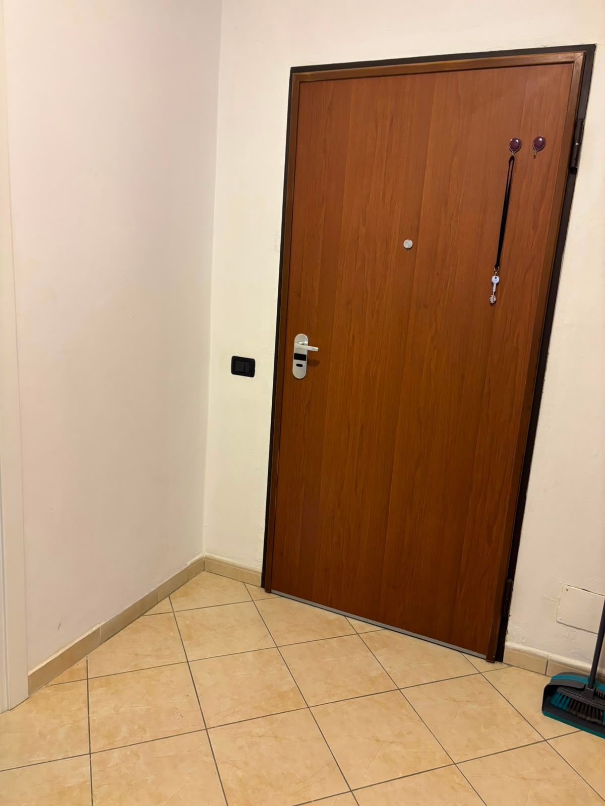 Shitet Apartament 2+1 | Plazh, Durrës