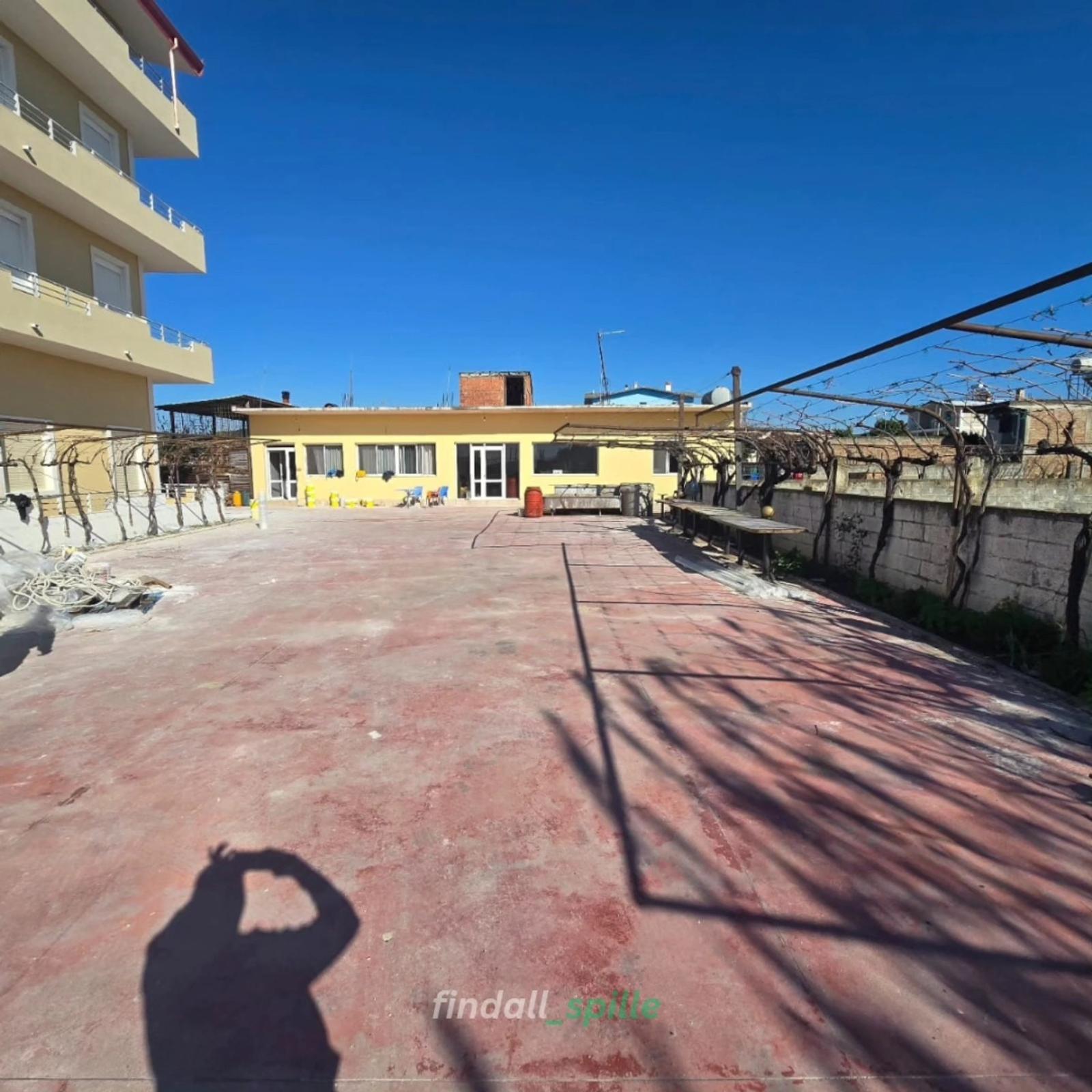 Gewerbefläche zum Kauf in Spille, Durrës, 1240 m² — Foto 2 von 4