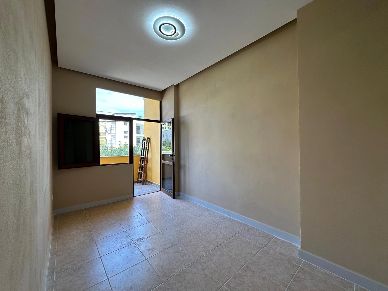 Wohnung 3+1 zum Kauf in Plazh, Durrës, 92 m² — Foto 5 von 9