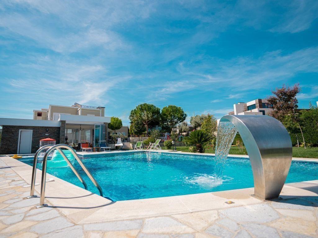 Luxusvilla, Kashar, 602 m², Tirana