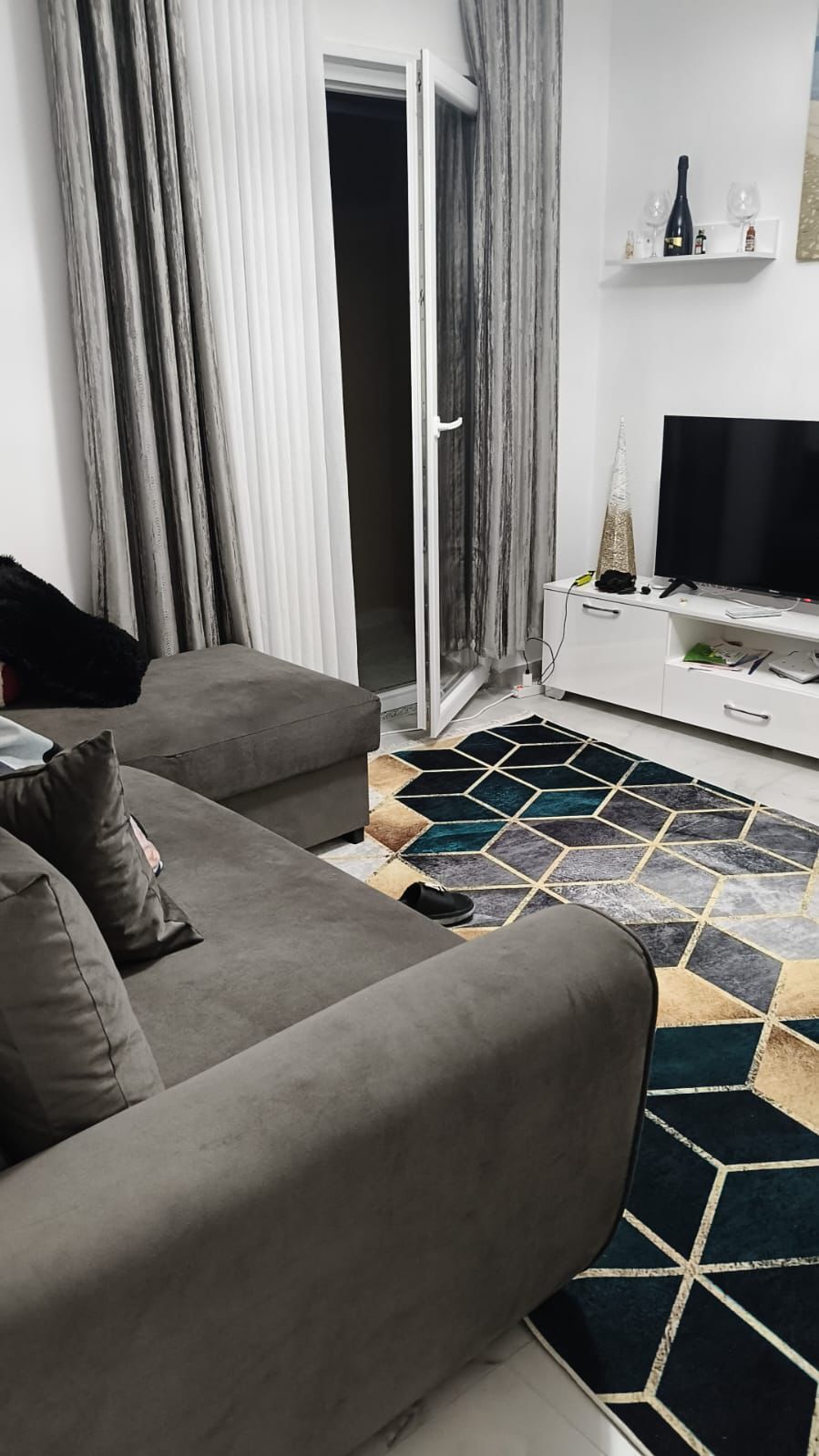 Shitet Apartament 1+1 | Golem, Durrës