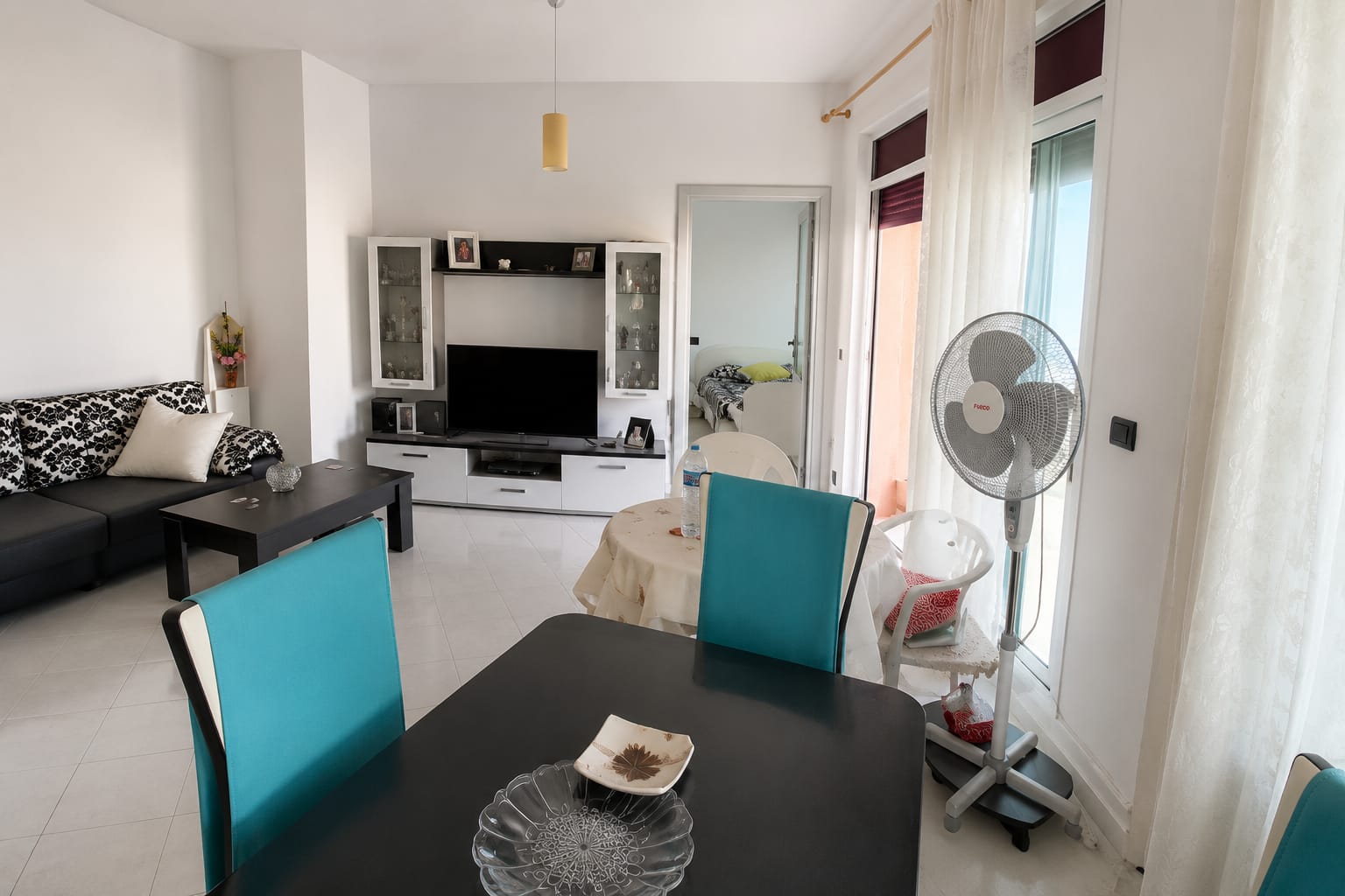 Shitet Apartament 1+1 | Pamje Deti | Shkëmbi i Kavajës, Durrës