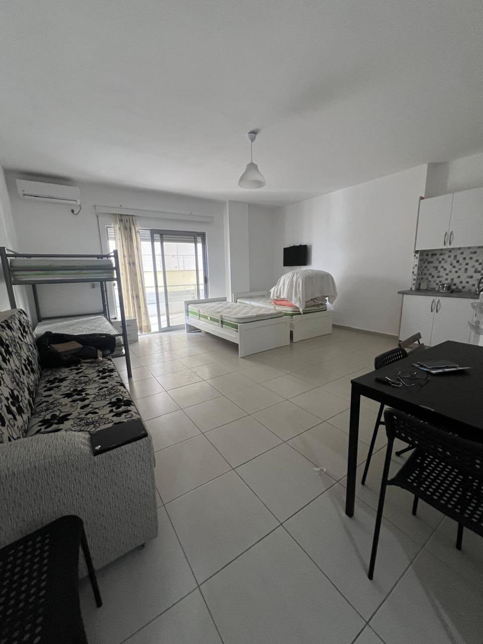 1+1 apartment for sale in Sarande, 74 m² — photo 3 of 10
