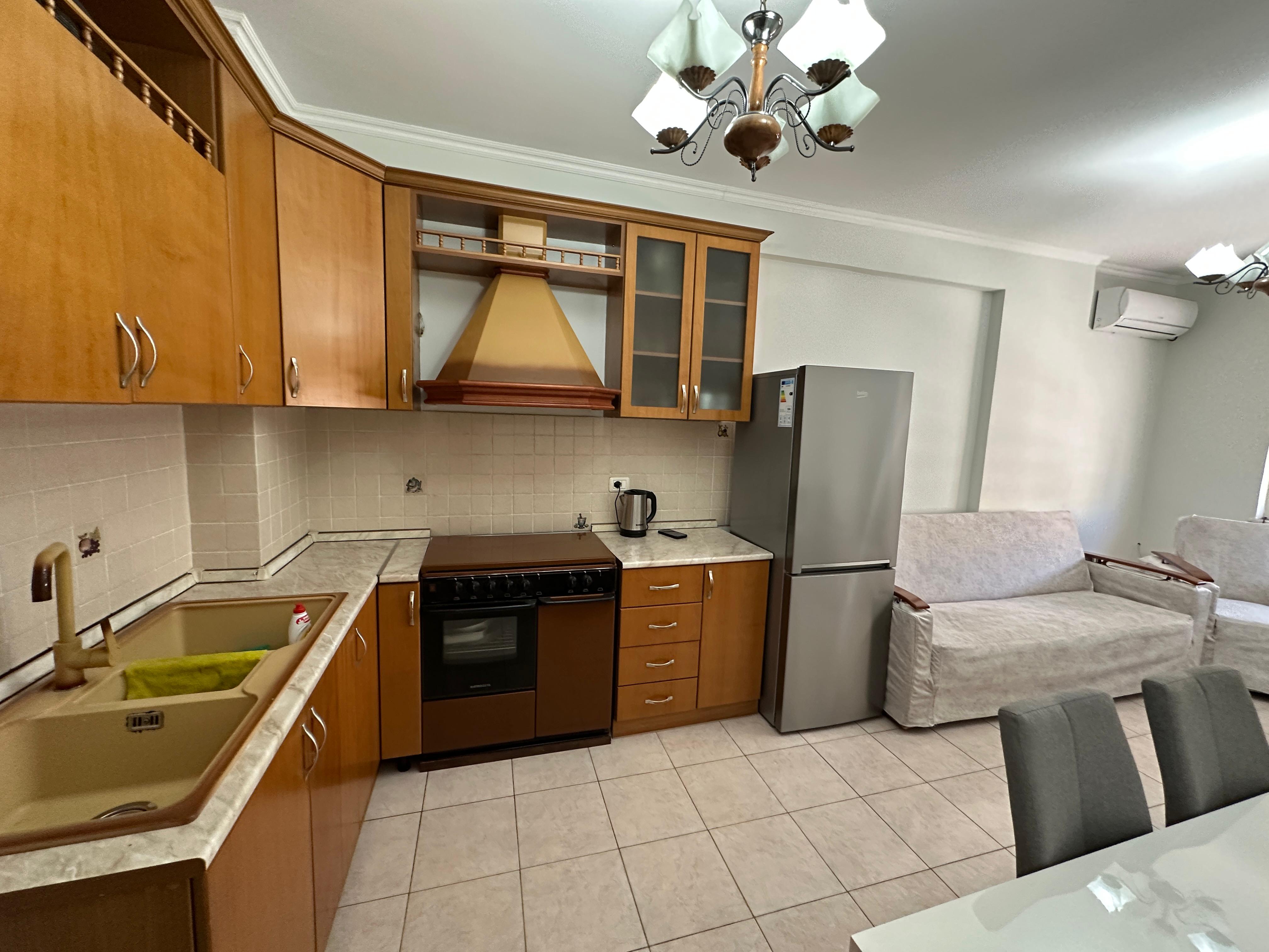 Shitet Apartament 2+1 | Plazh Iliria, Durrës