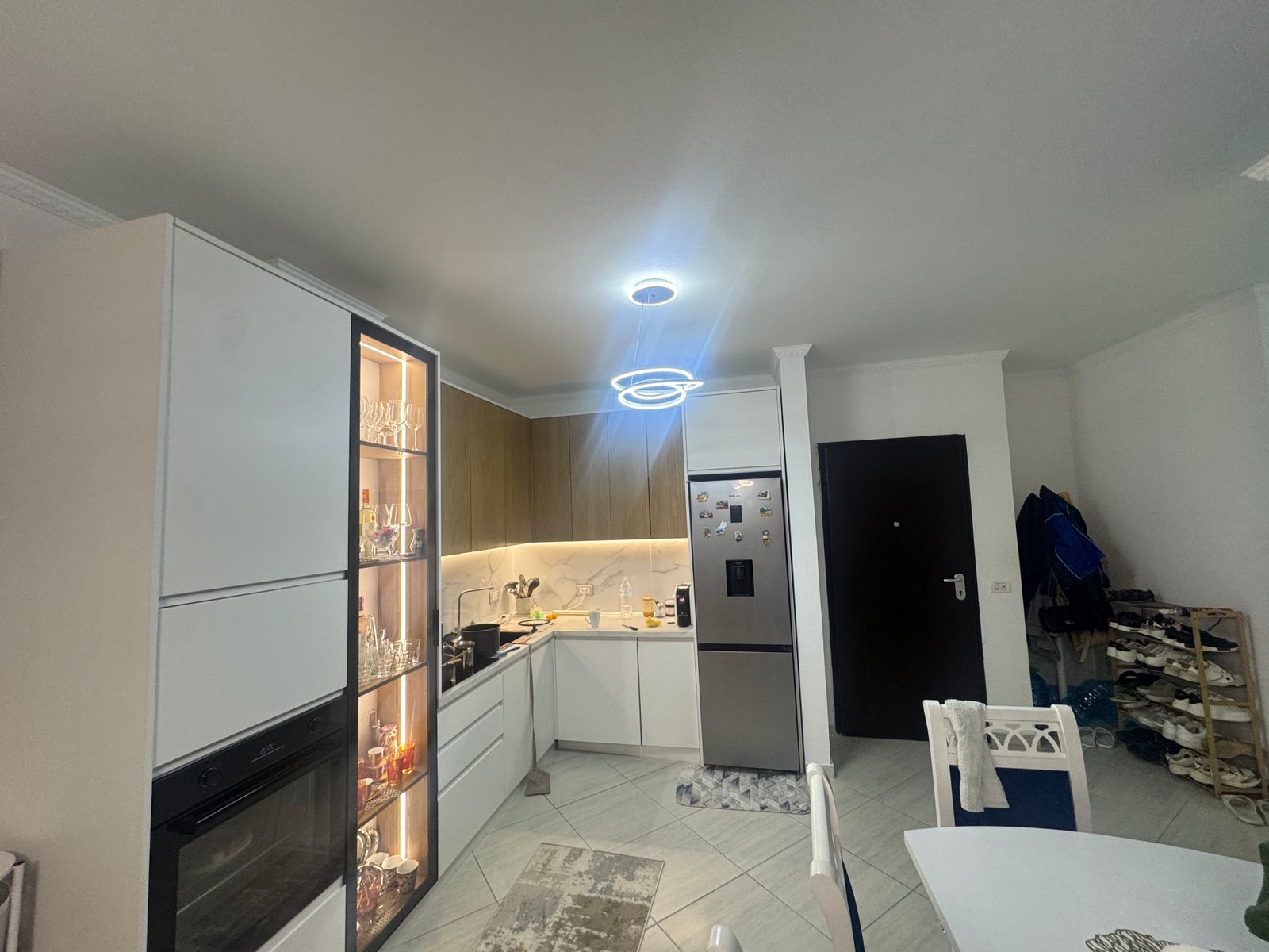 Shitet Apartament 3+1+2 Tualete + 2 Ballkone | Shkozet, Durrës