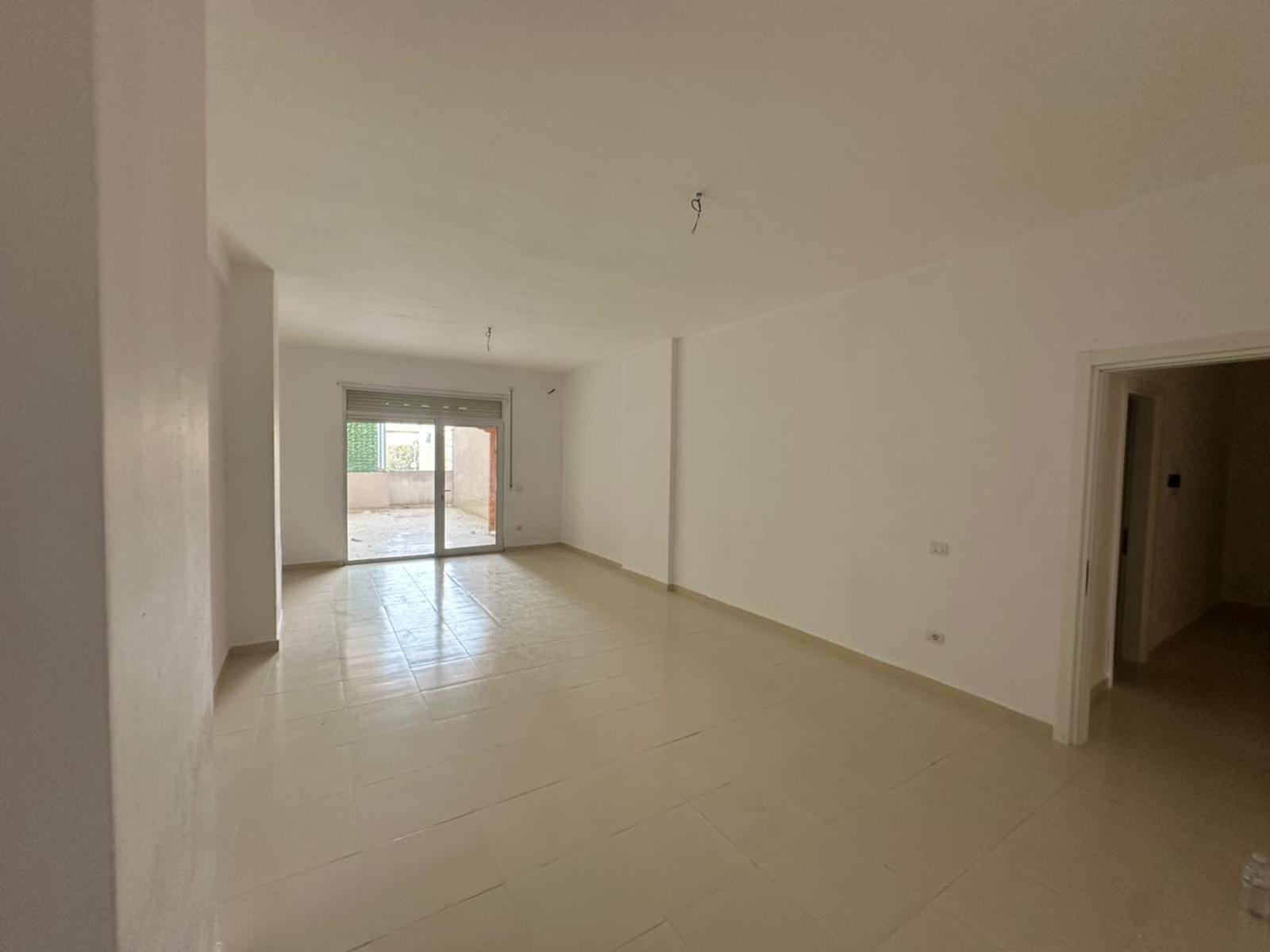 Wohnung 2+1 zum Kauf in Stadtzentrum, Durrës, 145 m² — Foto 5 von 8