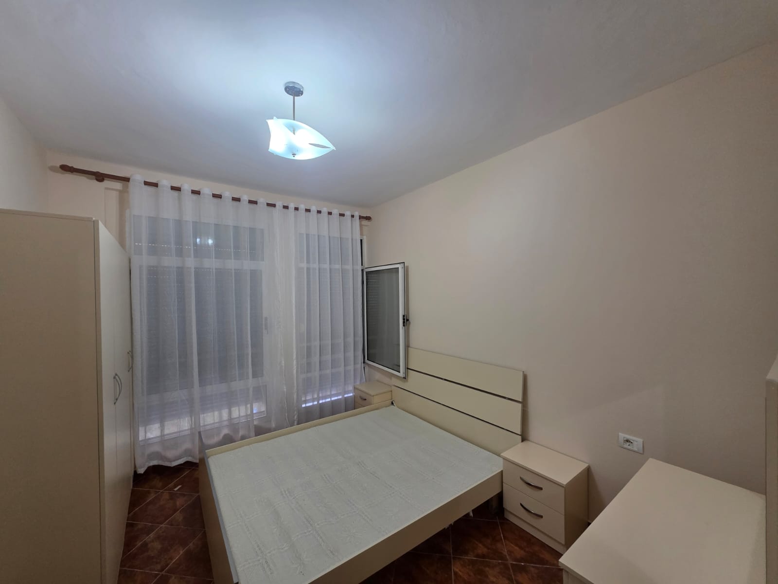 Shitet Apartament 1+1 | Shkëmbi i Kavajës, Durrës
