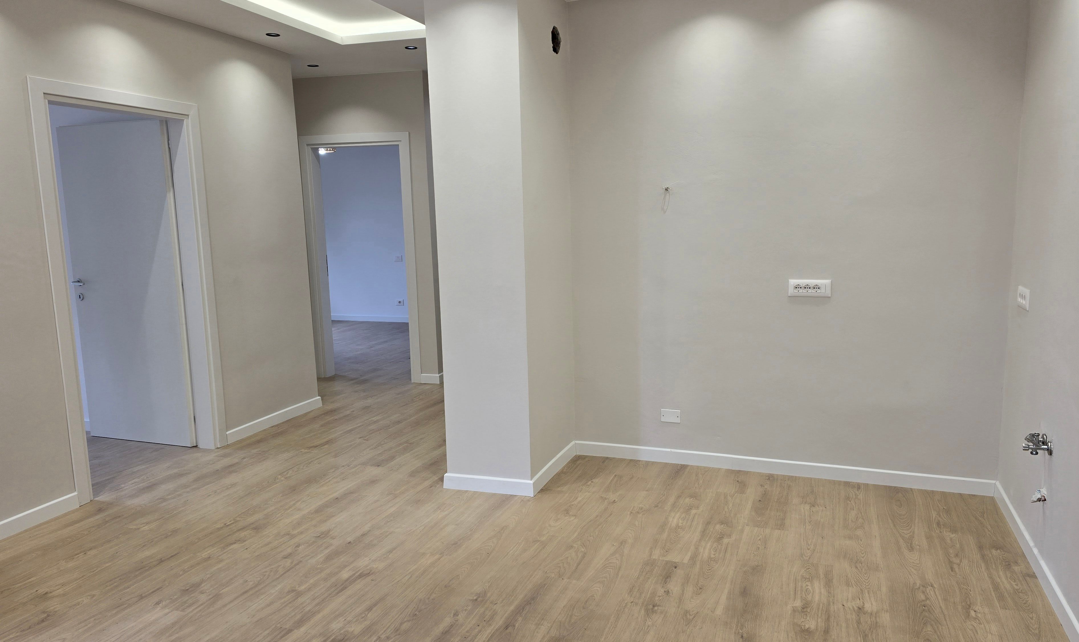Apartament 2+1, 200 m nga deti